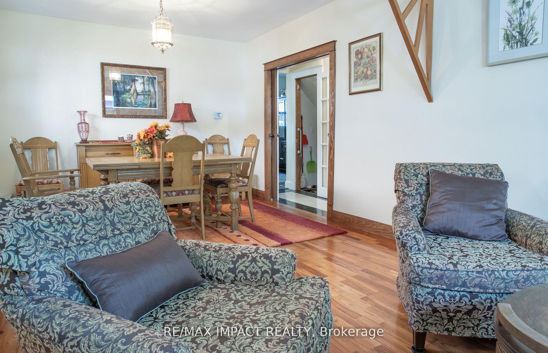 Photo 8 of 45 Burk Street, Oshawa, Vanier — HOMEH