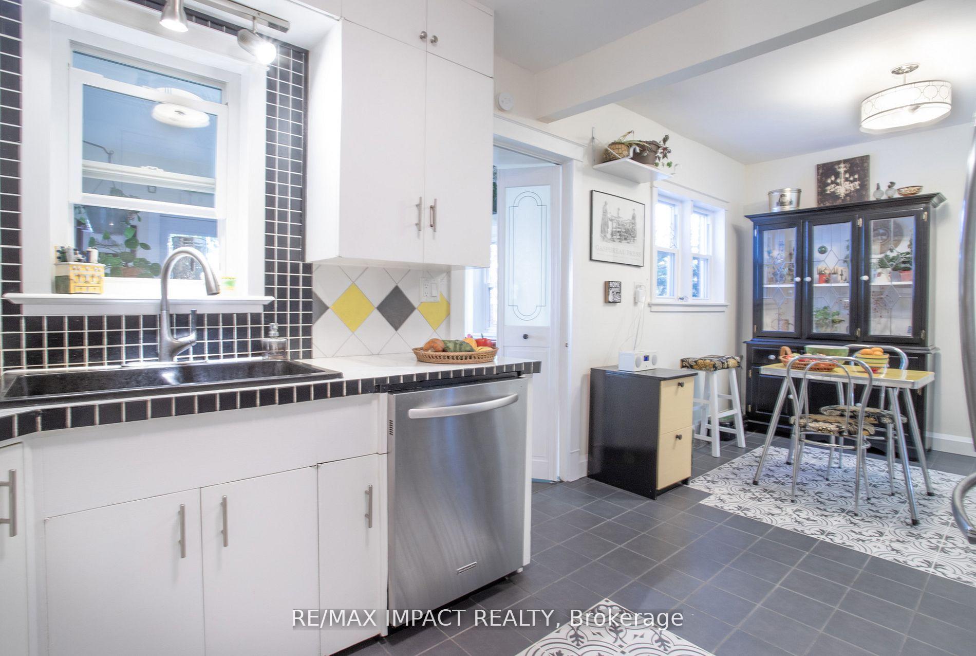 Photo 13 of 45 Burk Street, Oshawa, Vanier — HOMEH