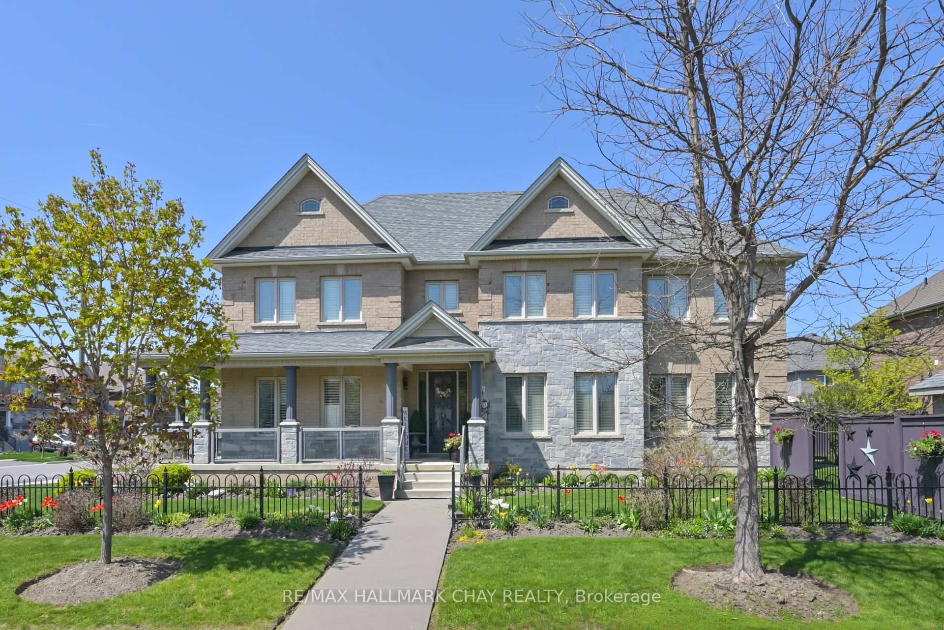 Front of 221 8th Avenue