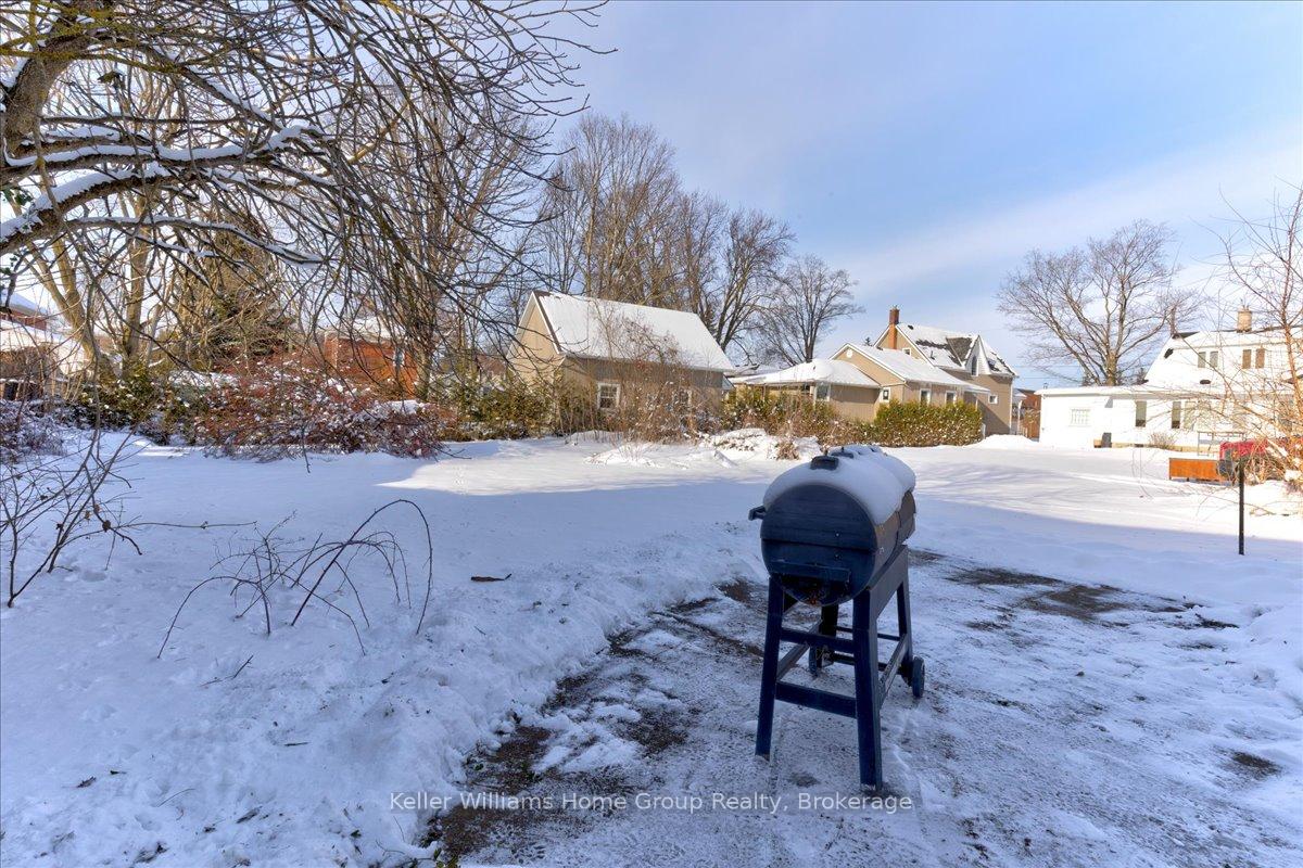 Photo 33 of 363 Argyle Avenue N, North Perth, Listowel — HOMEH
