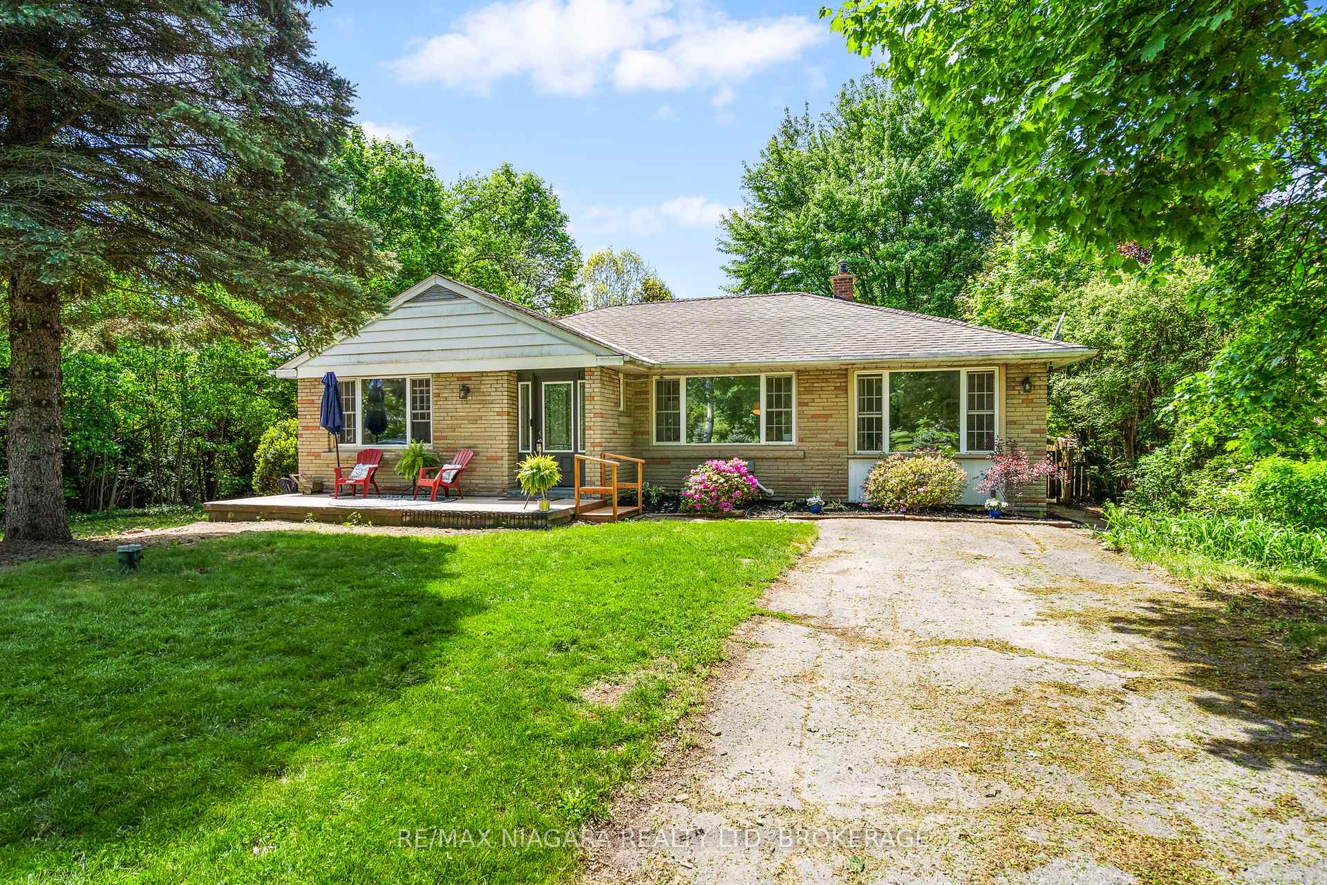Photo 2 of 1316 Balfour Street, Pelham, Fenwick — HOMEH