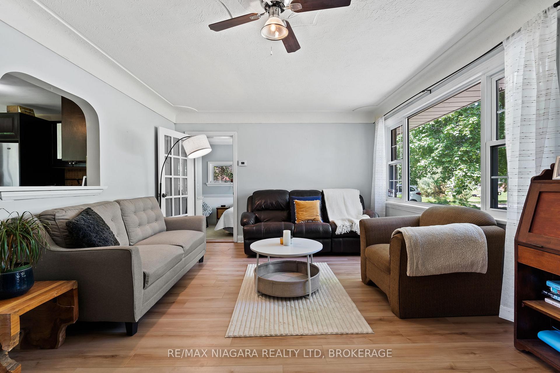 Photo 5 of 1316 Balfour Street, Pelham, Fenwick — HOMEH