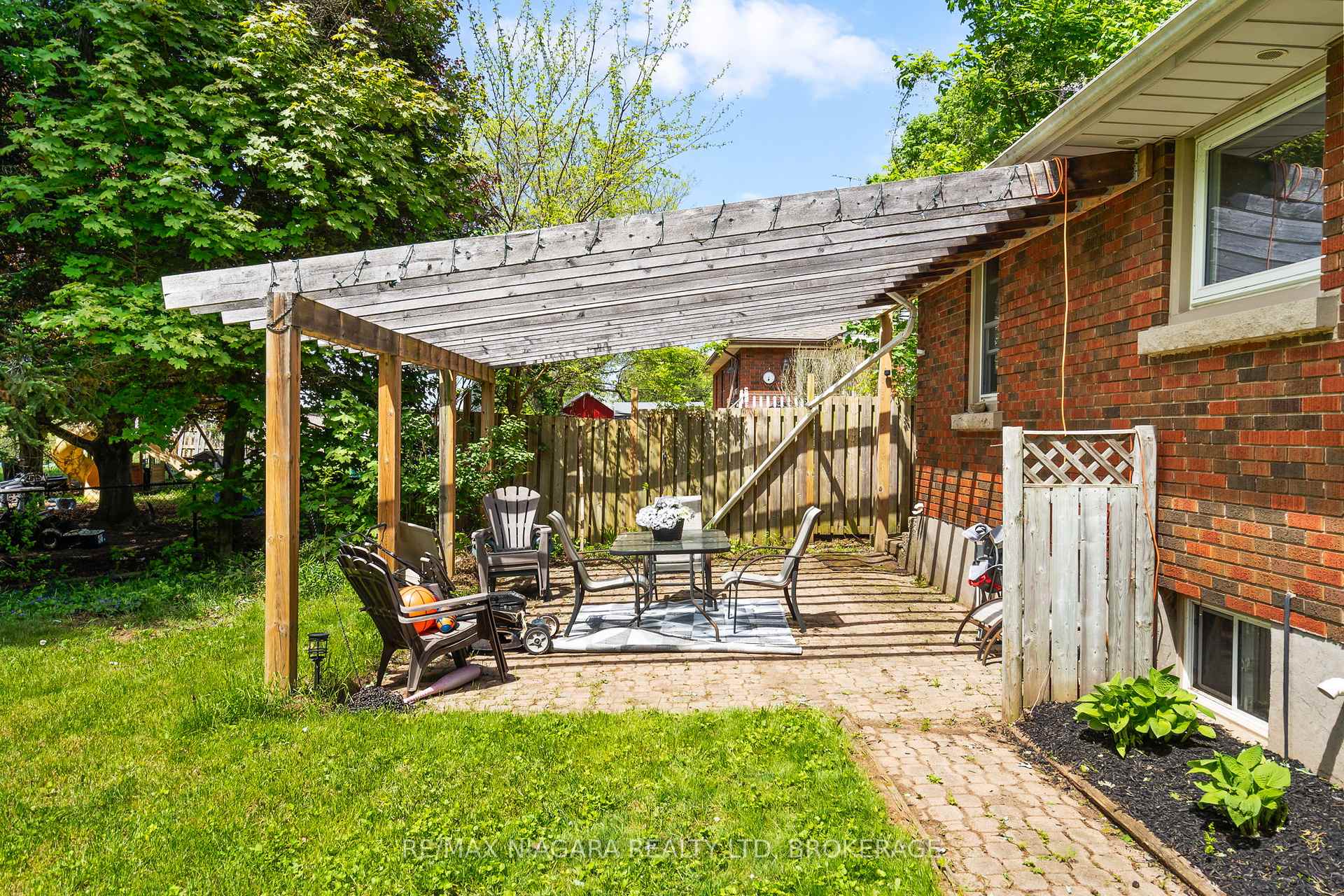 Photo 18 of 1316 Balfour Street, Pelham, Fenwick — HOMEH
