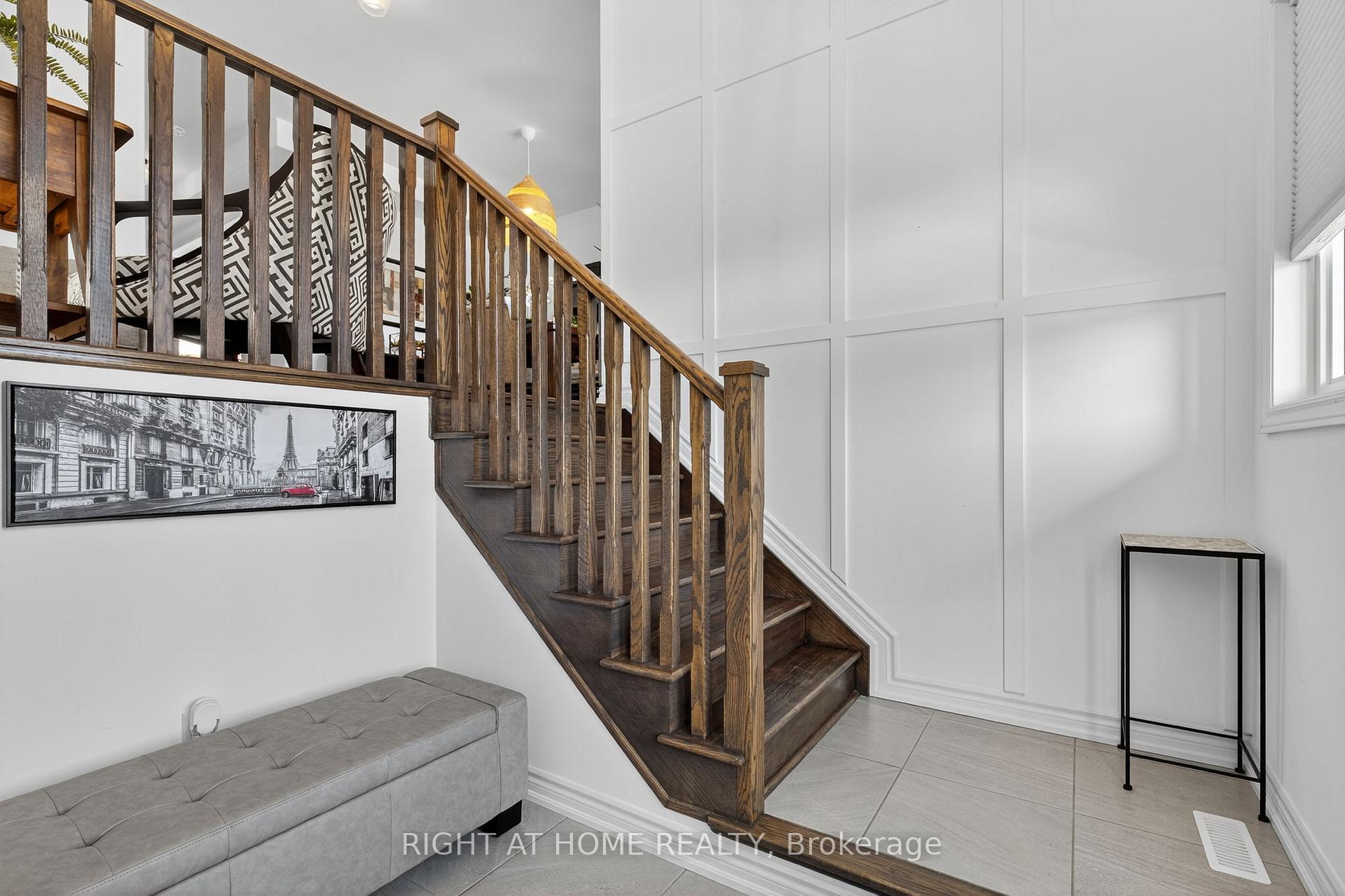 Photo 2 of 3114 Monarch Drive, Orillia — HOMEH