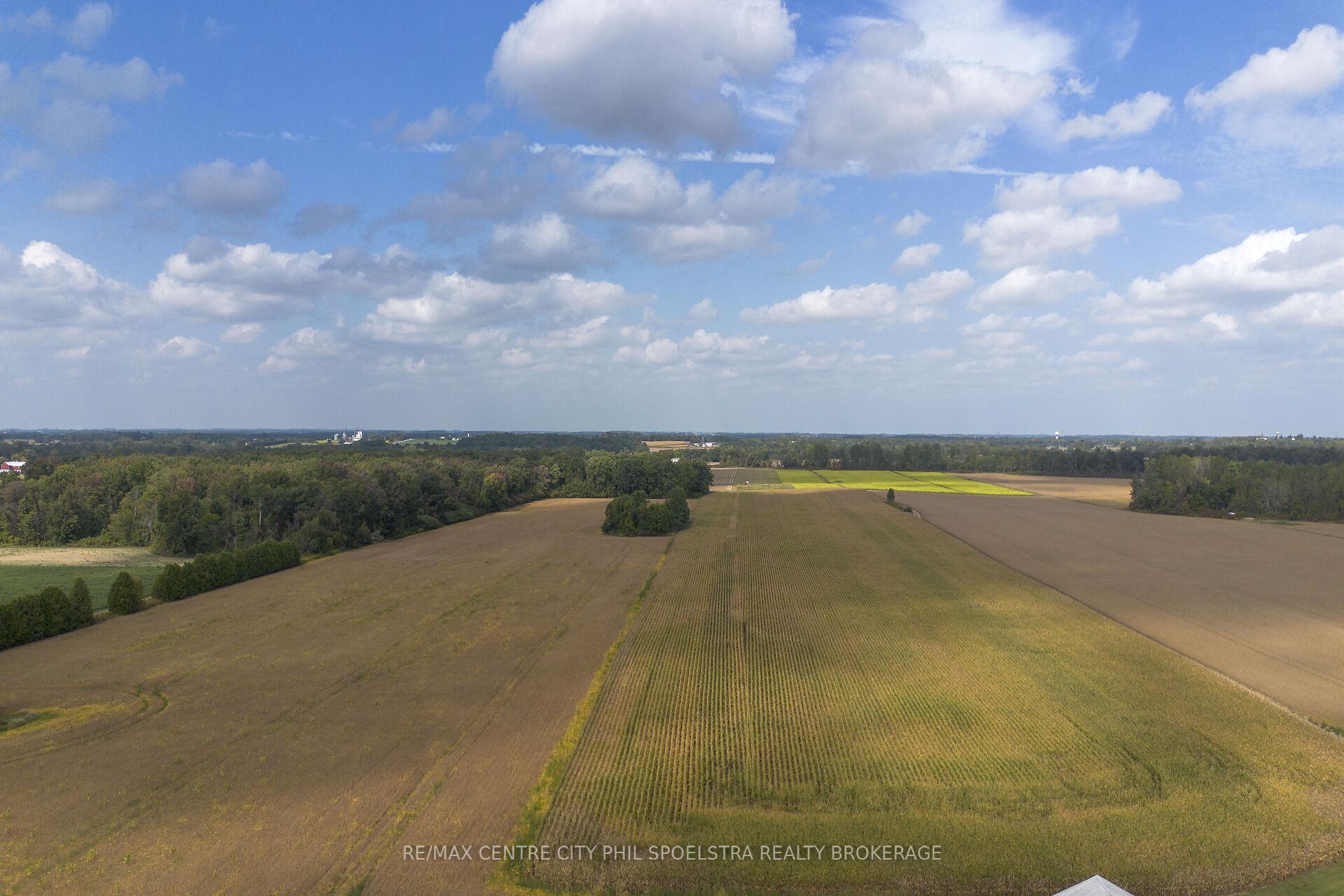 Photo 4 of 145467 Potters Road, Norwich, Rural Norwich — HOMEH