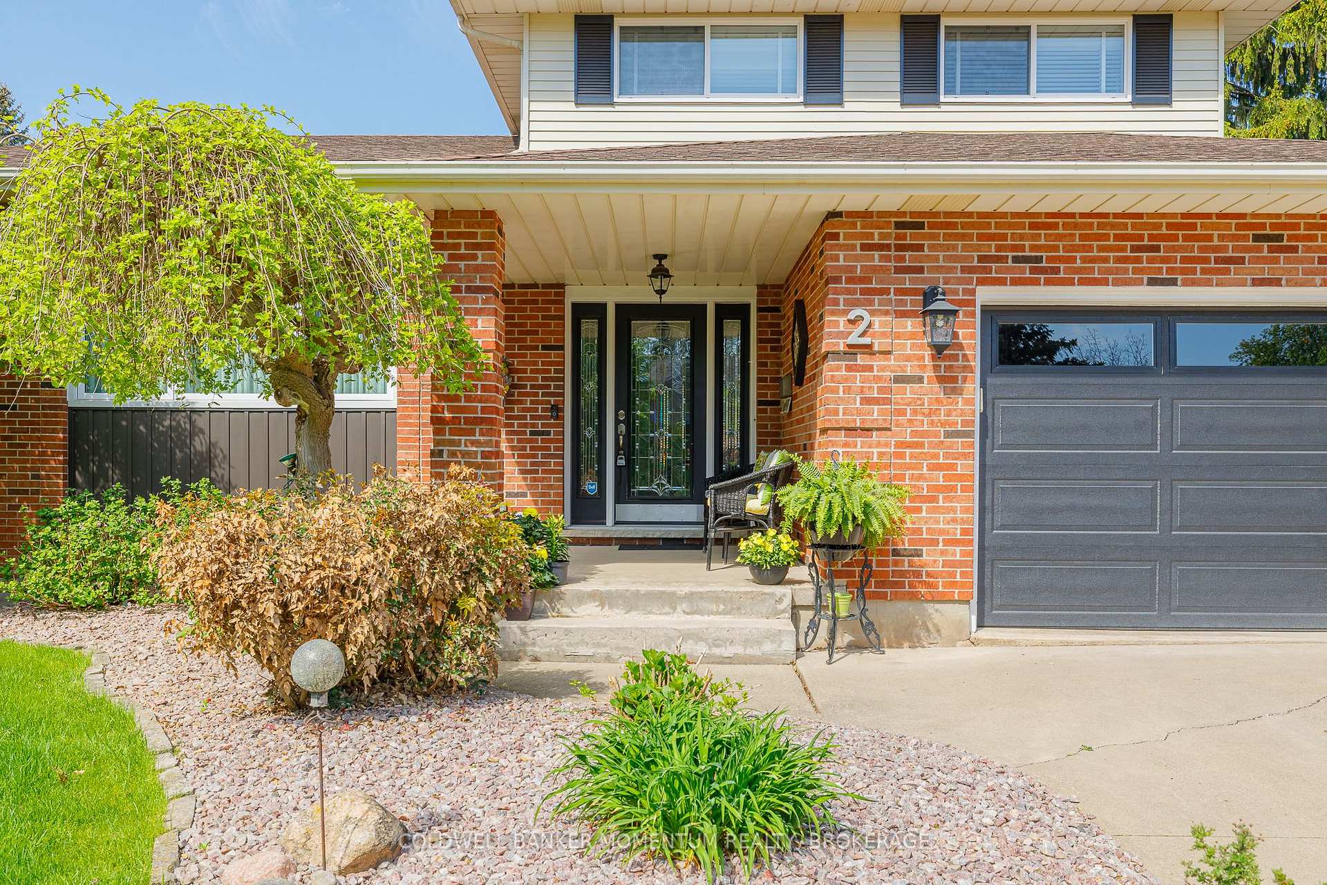 Photo 4 of 2 Greenvale Court, Pelham, Fonthill — HOMEH