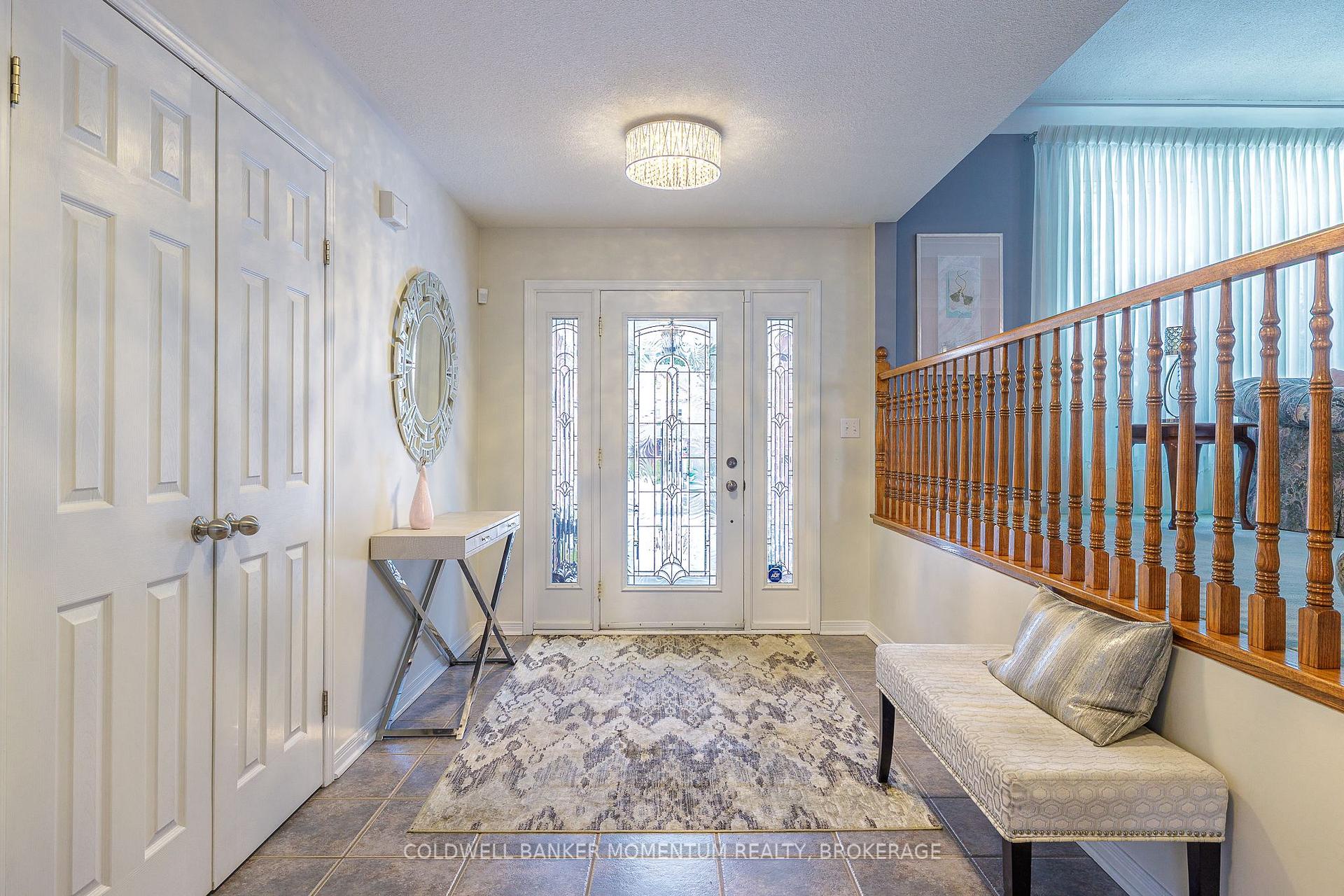 Photo 6 of 2 Greenvale Court, Pelham, Fonthill — HOMEH