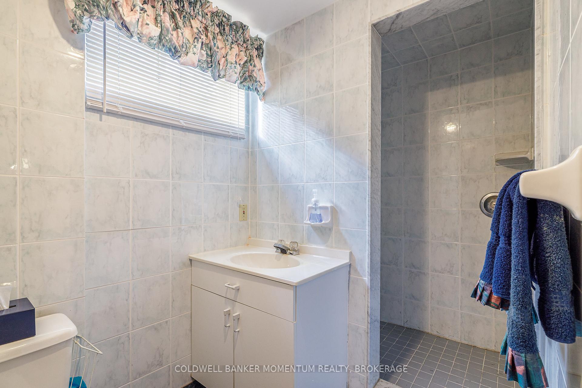 Photo 34 of 2 Greenvale Court, Pelham, Fonthill — HOMEH