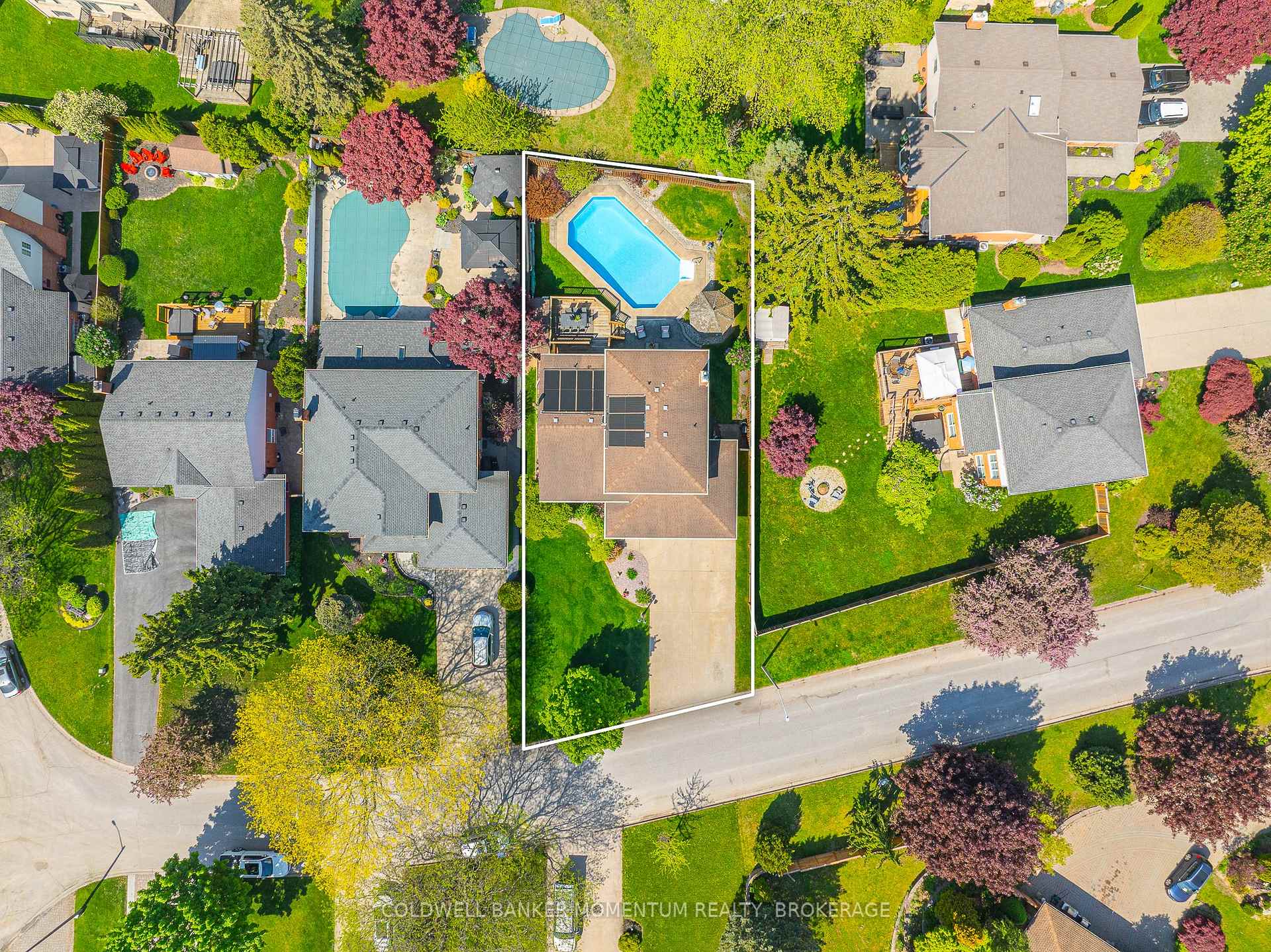 Photo 49 of 2 Greenvale Court, Pelham, Fonthill — HOMEH