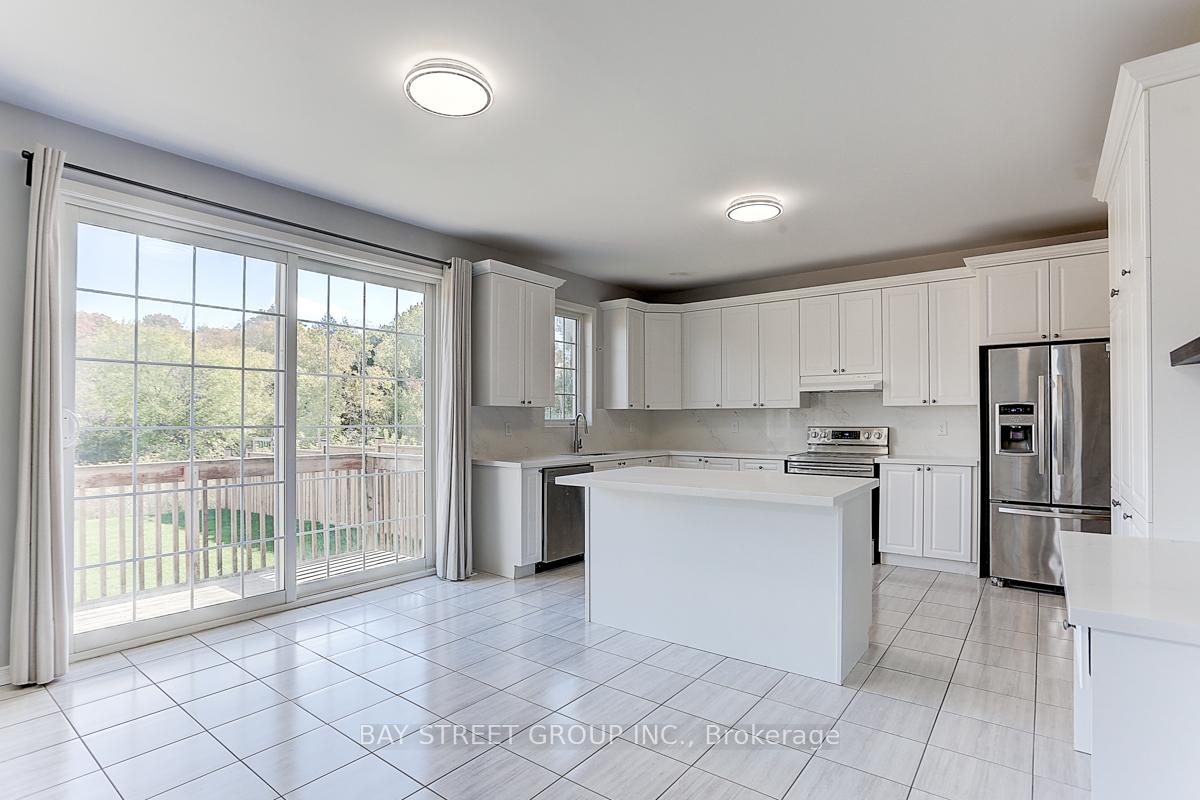 Photo 14 of 2433 Equestrian Crescent, Oshawa, Windfields — HOMEH