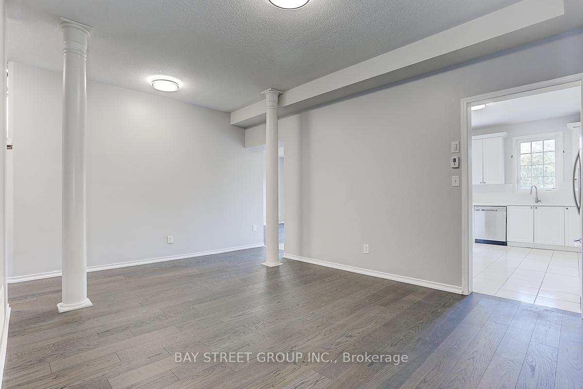 Photo 17 of 2433 Equestrian Crescent, Oshawa, Windfields — HOMEH