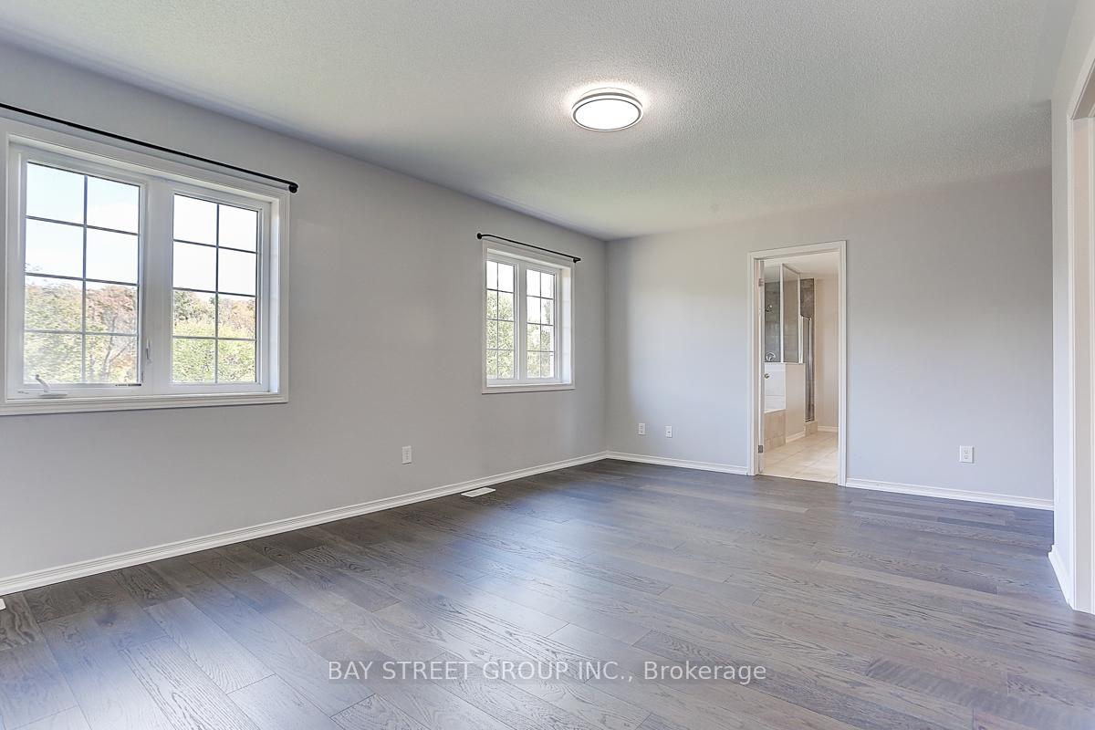 Photo 26 of 2433 Equestrian Crescent, Oshawa, Windfields — HOMEH