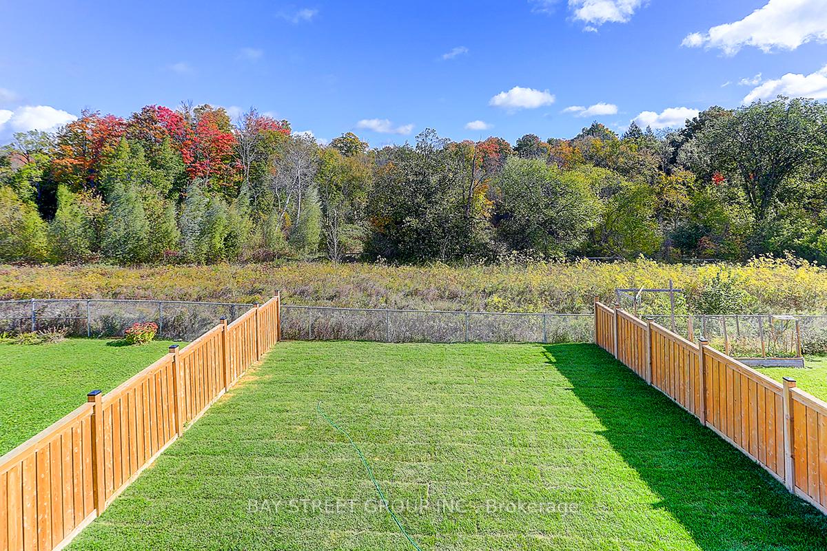 Photo 38 of 2433 Equestrian Crescent, Oshawa, Windfields — HOMEH