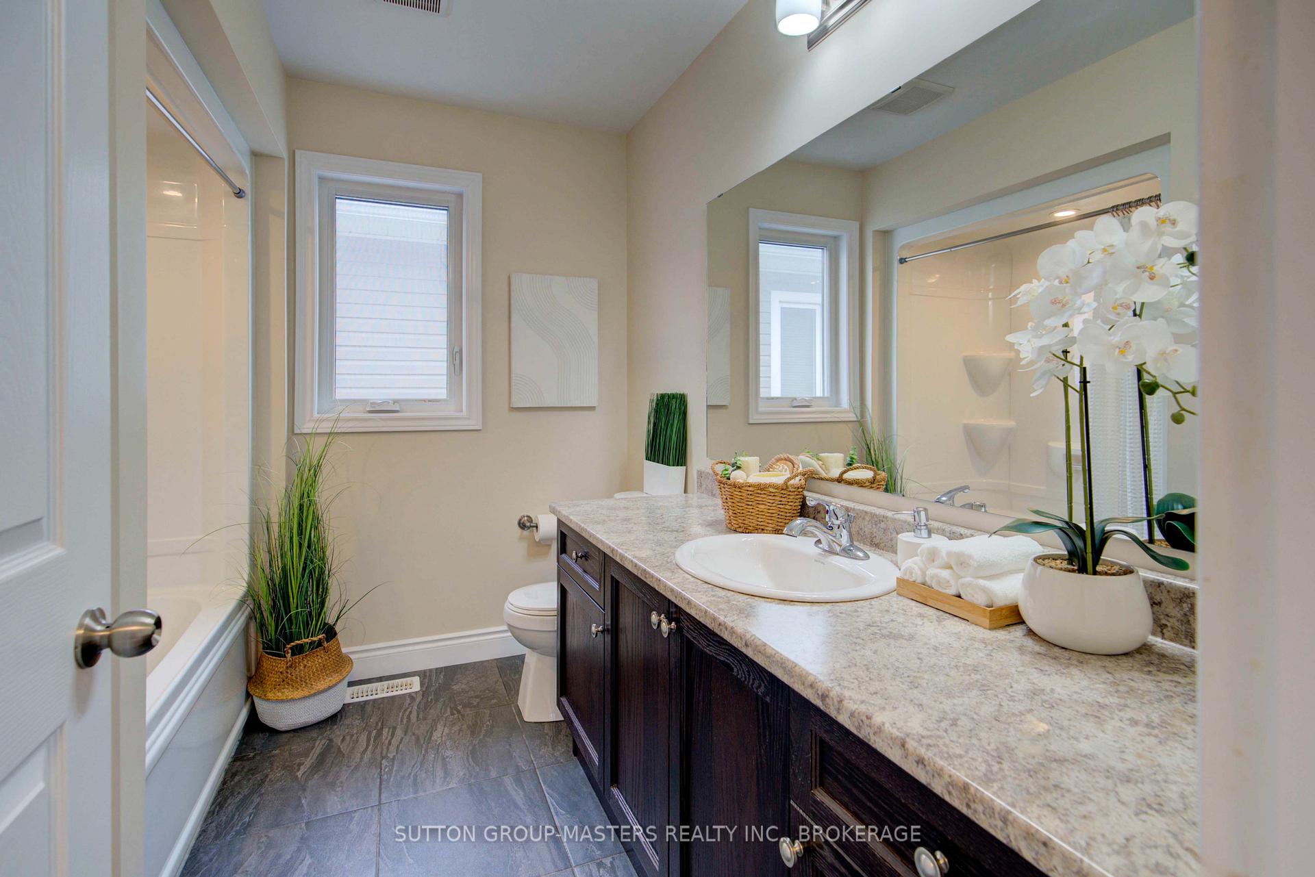 Photo 2 of 528 Beth Crescent, Kingston, City Northwest — HOMEH