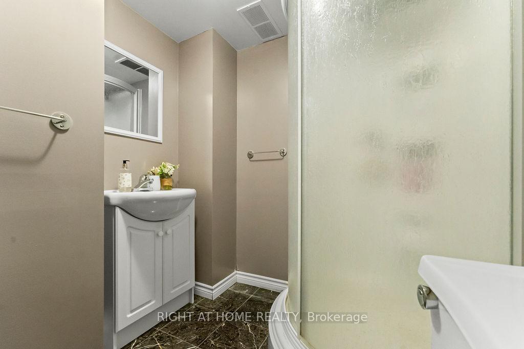 Photo 23 of 58 Dunning Drive, New Tecumseth, Alliston — HOMEH