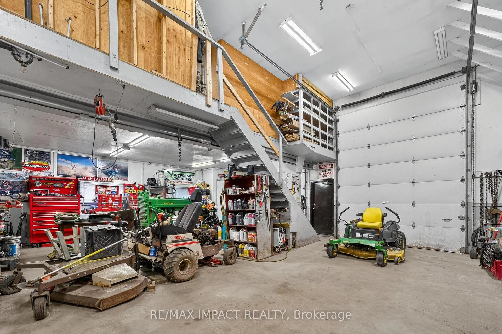 Photo 15 of 272 Raglan Road W, Oshawa, Rural Oshawa — HOMEH