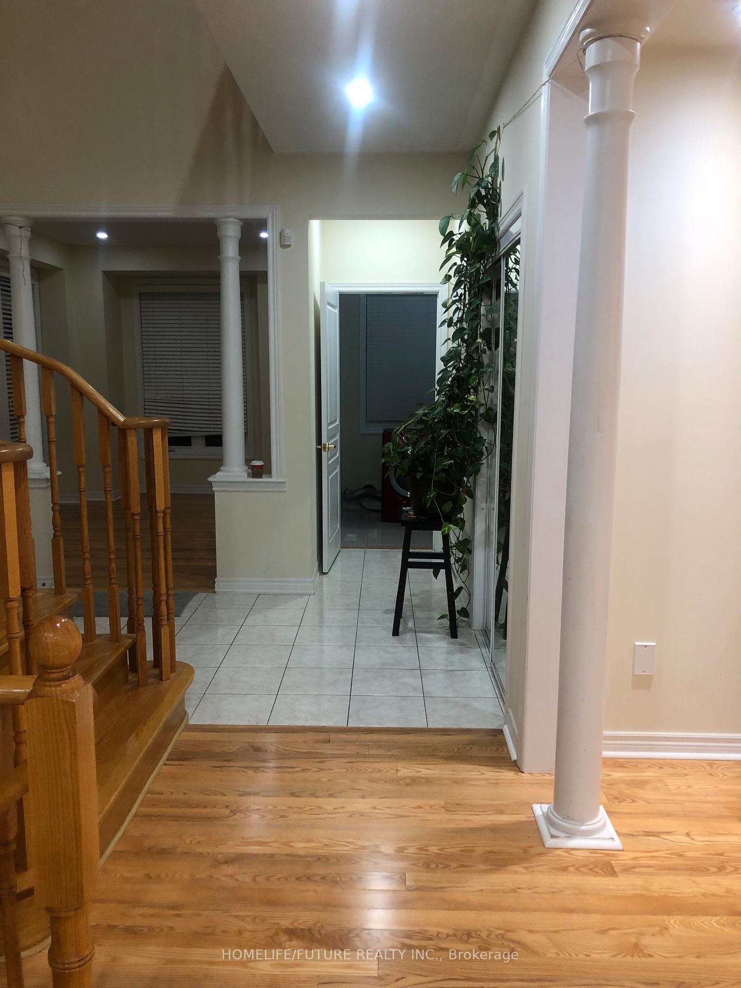 Photo 2 of 81 Bernbridge Road, Markham, Box Grove — HOMEH