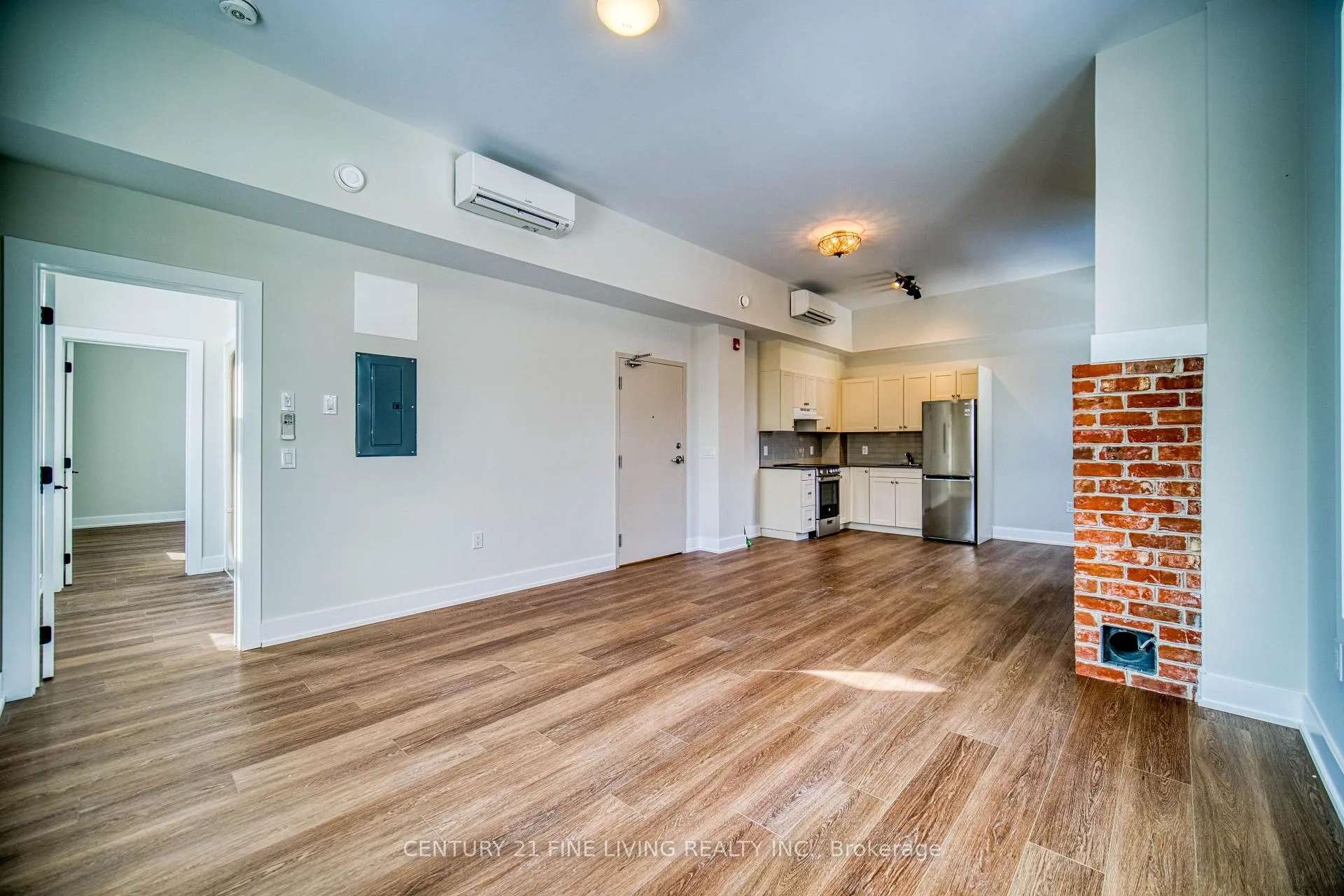 Photo 3 of Unit 202, 1614 Ridge Road E, Oro-Medonte, Hawkestone — HOMEH