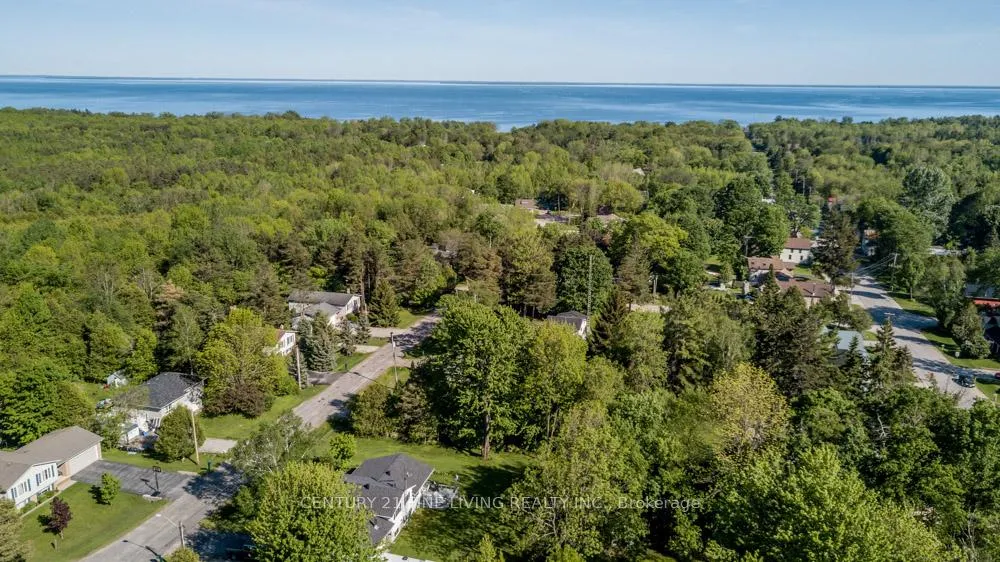 Photo 11 of Unit 202, 1614 Ridge Road E, Oro-Medonte, Hawkestone — HOMEH