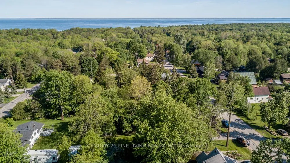 Photo 12 of Unit 202, 1614 Ridge Road E, Oro-Medonte, Hawkestone — HOMEH