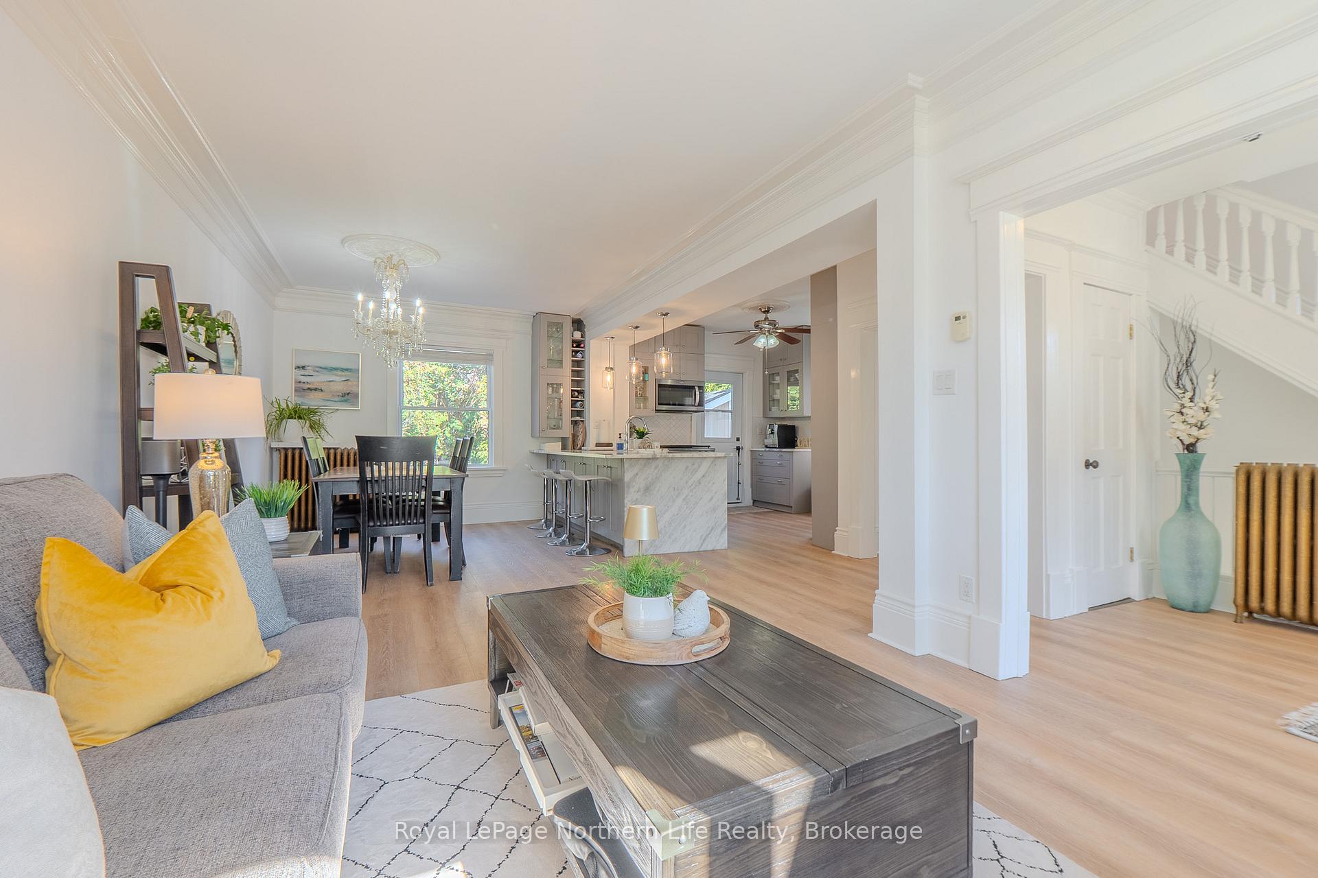 Photo 8 of 712 Jane Street, North Bay, West End — HOMEH