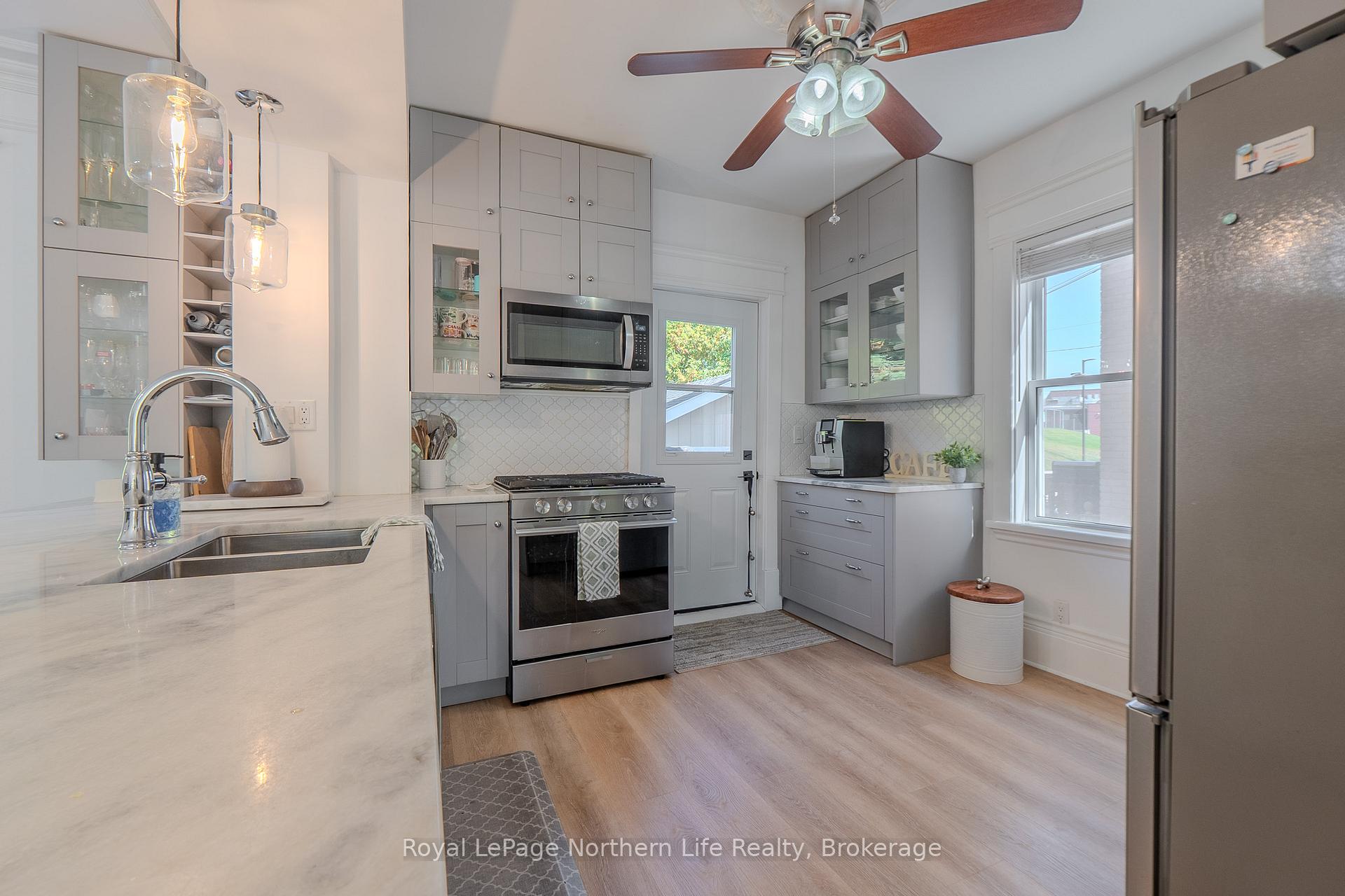 Photo 11 of 712 Jane Street, North Bay, West End — HOMEH