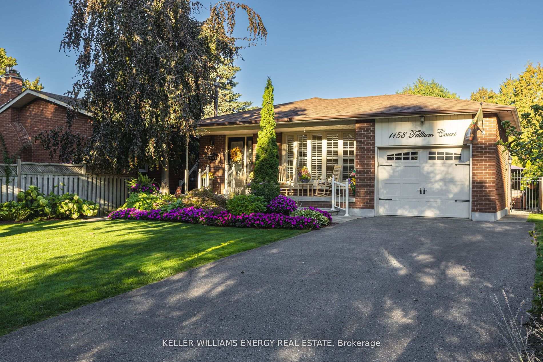 Front of 1158 Trillium Court
