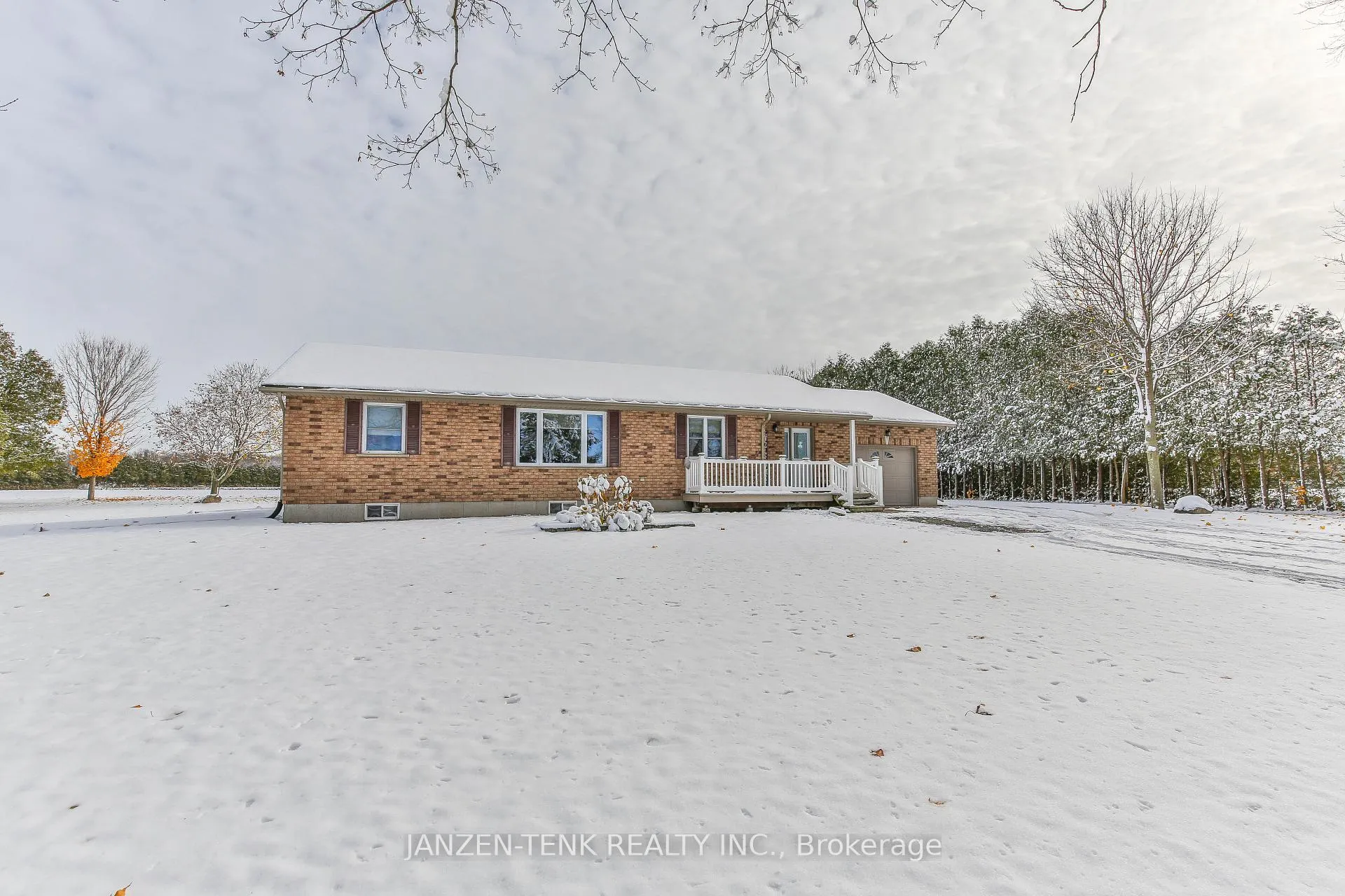 Photo 4 of 1728 1st Concession Road, Norfolk, Rural Houghton — HOMEH