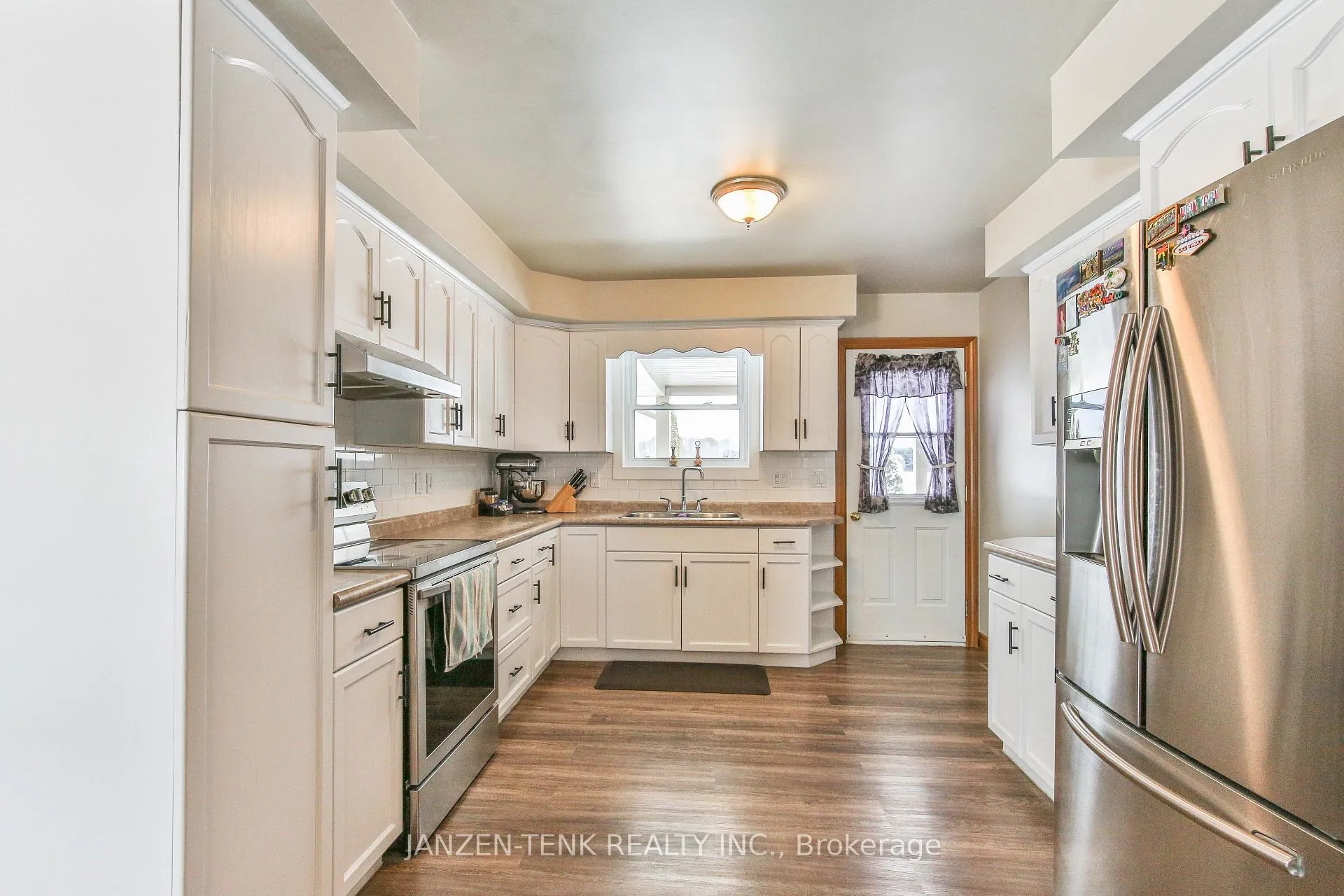 Photo 12 of 1728 1st Concession Road, Norfolk, Rural Houghton — HOMEH