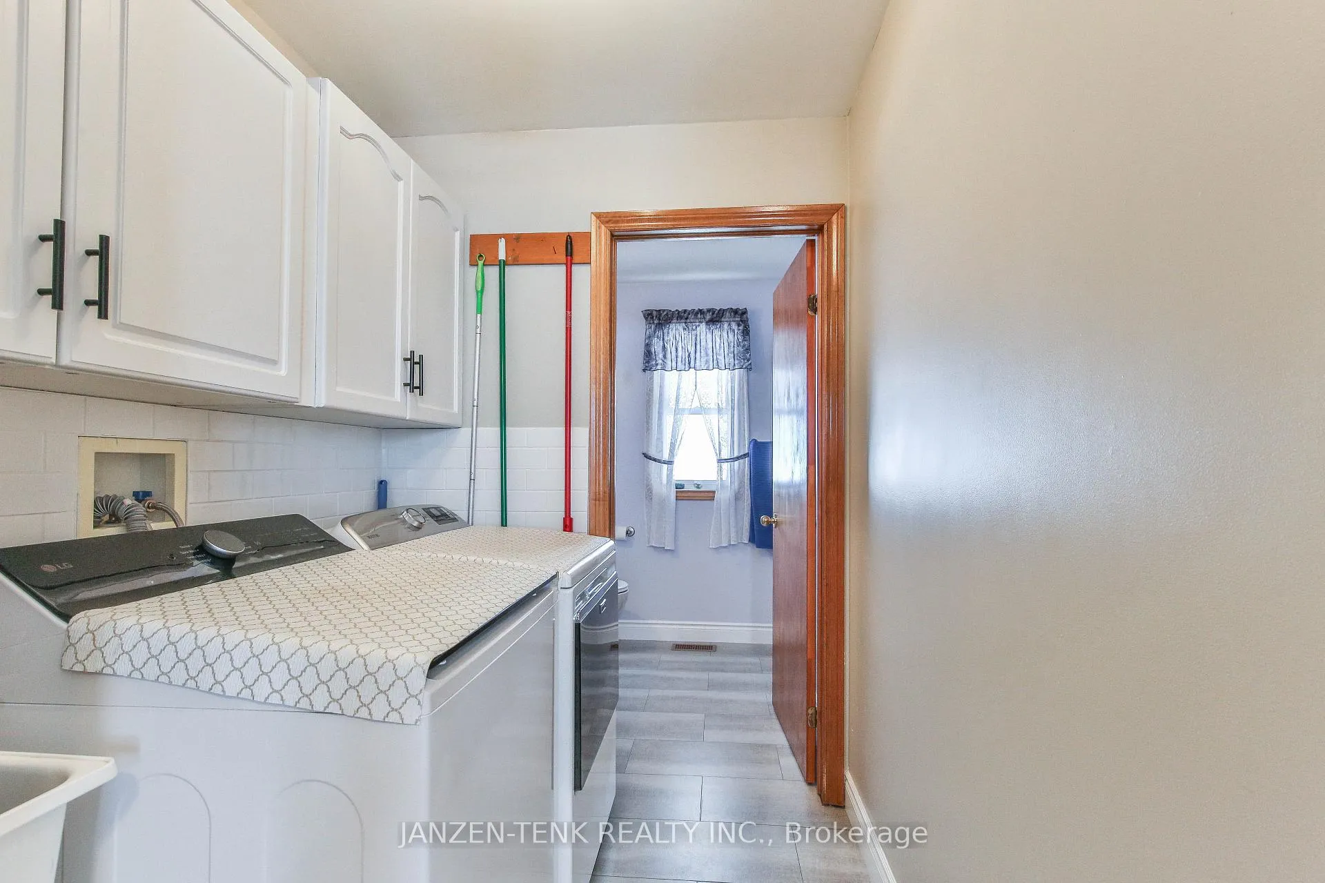 Photo 28 of 1728 1st Concession Road, Norfolk, Rural Houghton — HOMEH