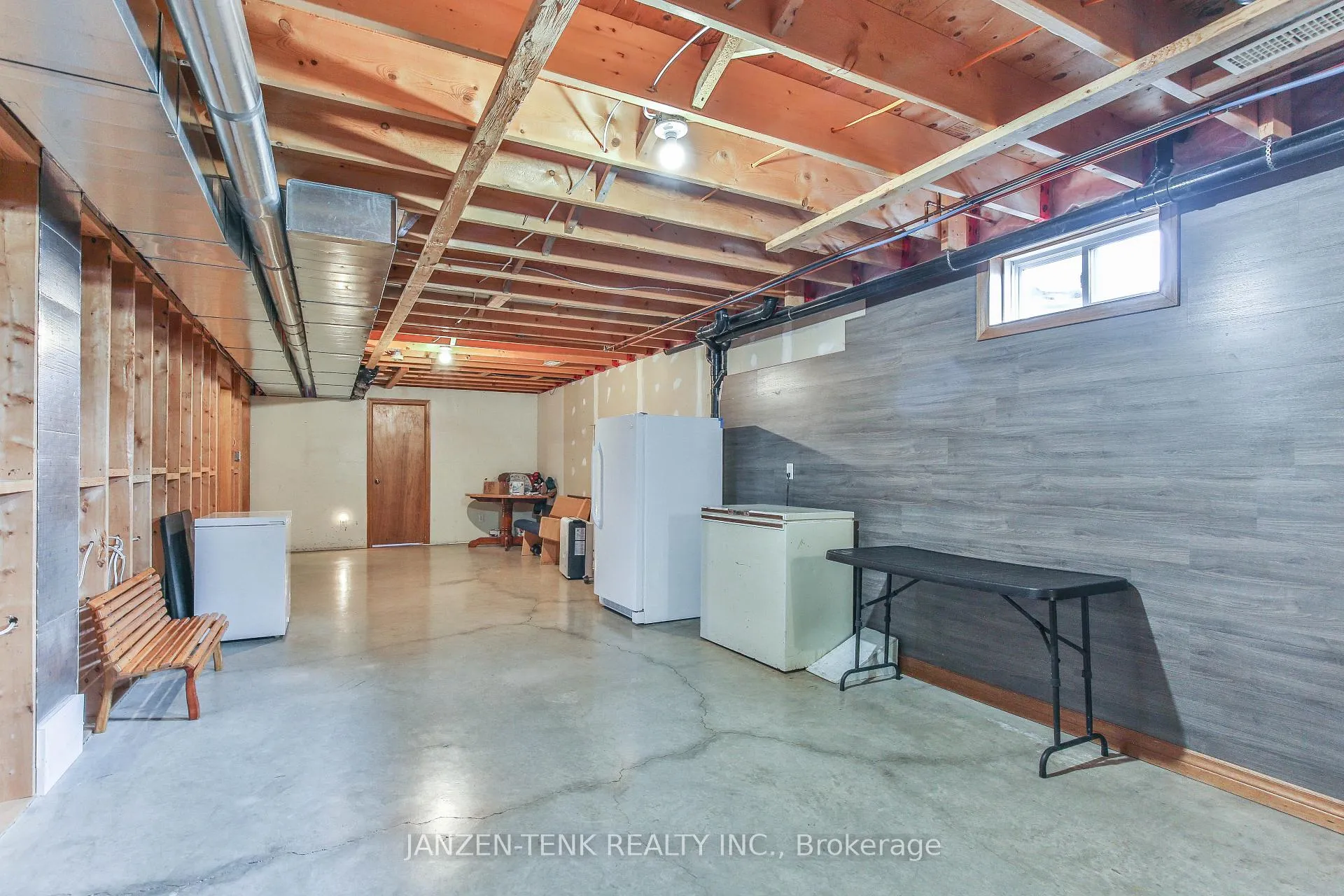 Photo 31 of 1728 1st Concession Road, Norfolk, Rural Houghton — HOMEH