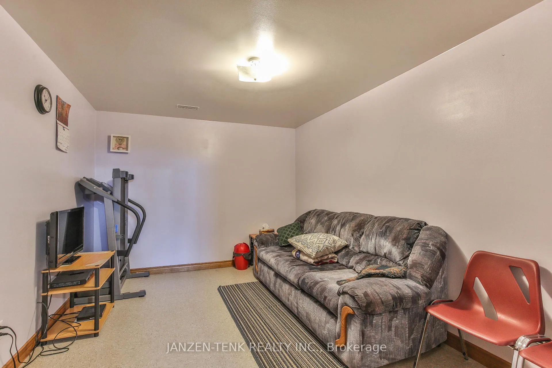 Photo 33 of 1728 1st Concession Road, Norfolk, Rural Houghton — HOMEH