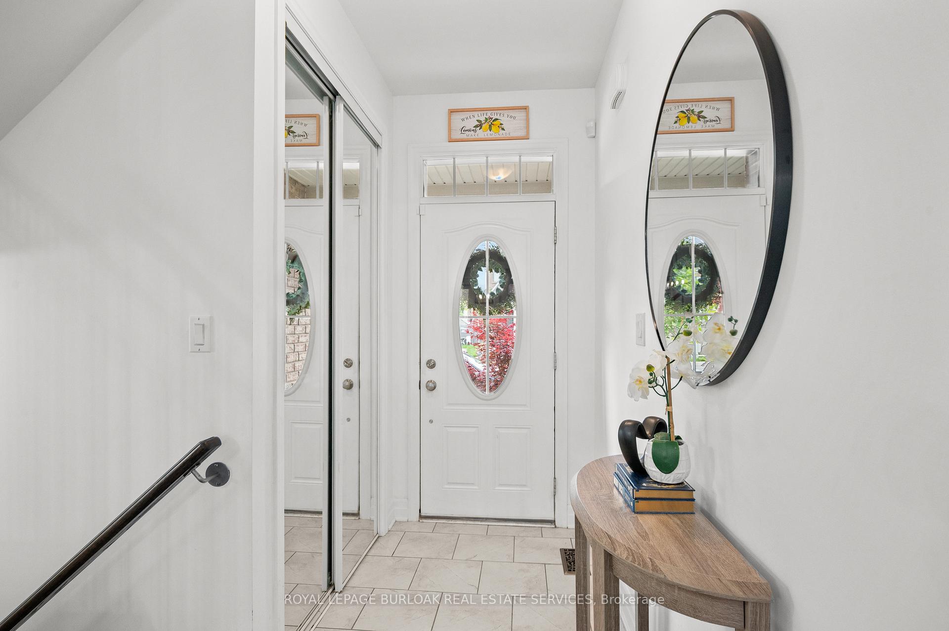 Photo 3 of 1413 Farmstead Drive, Milton, Ford — HOMEH