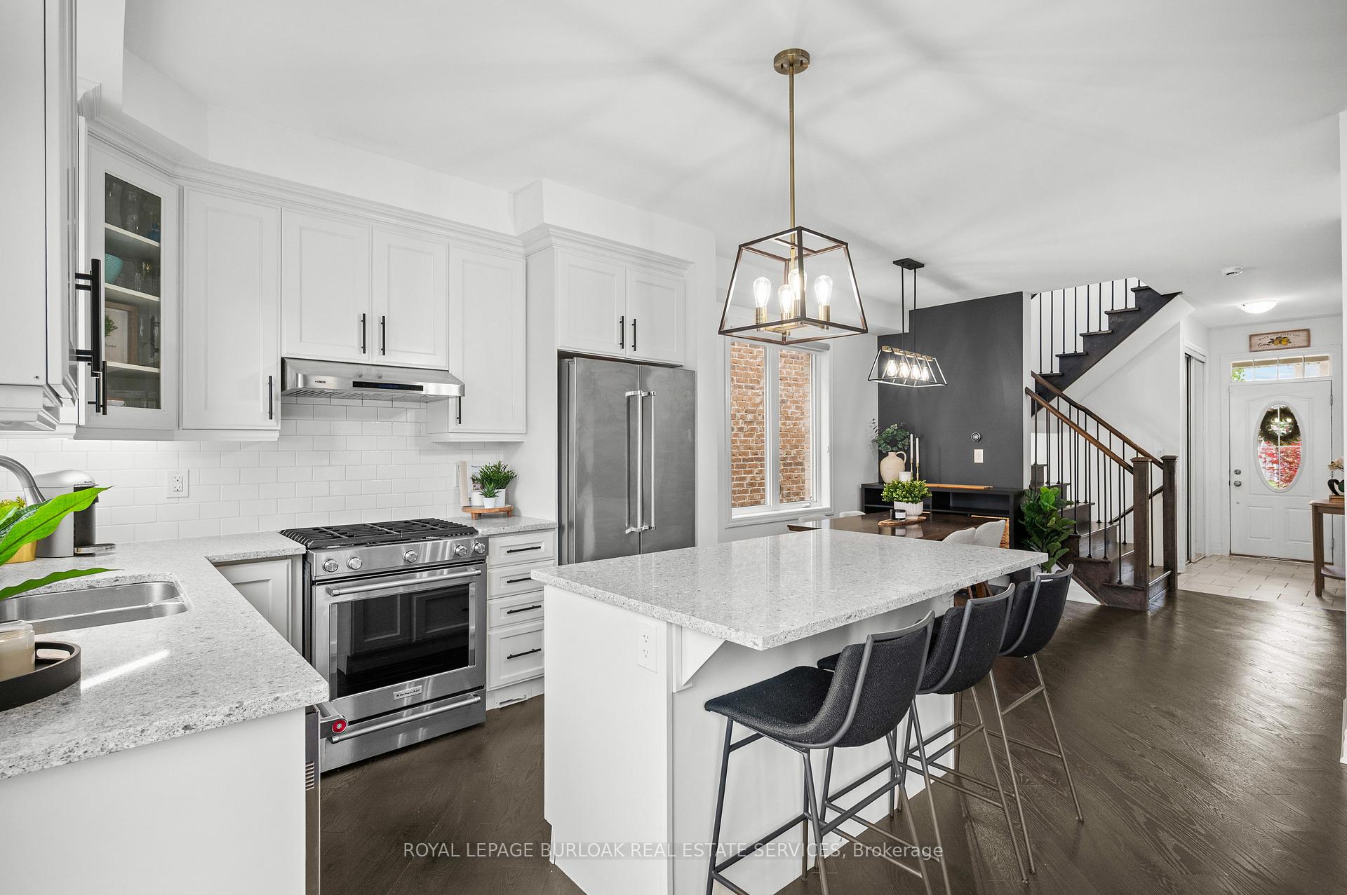 Photo 16 of 1413 Farmstead Drive, Milton, Ford — HOMEH