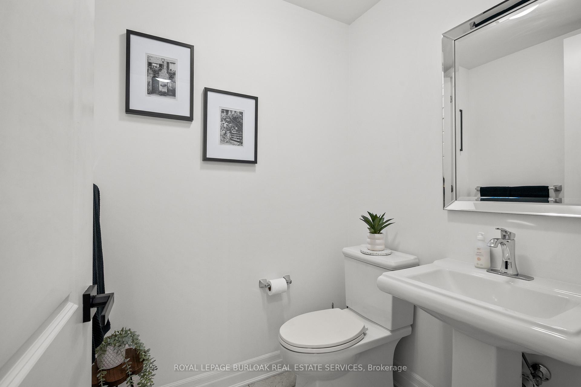 Photo 9 of 1413 Farmstead Drive, Milton, Ford — HOMEH