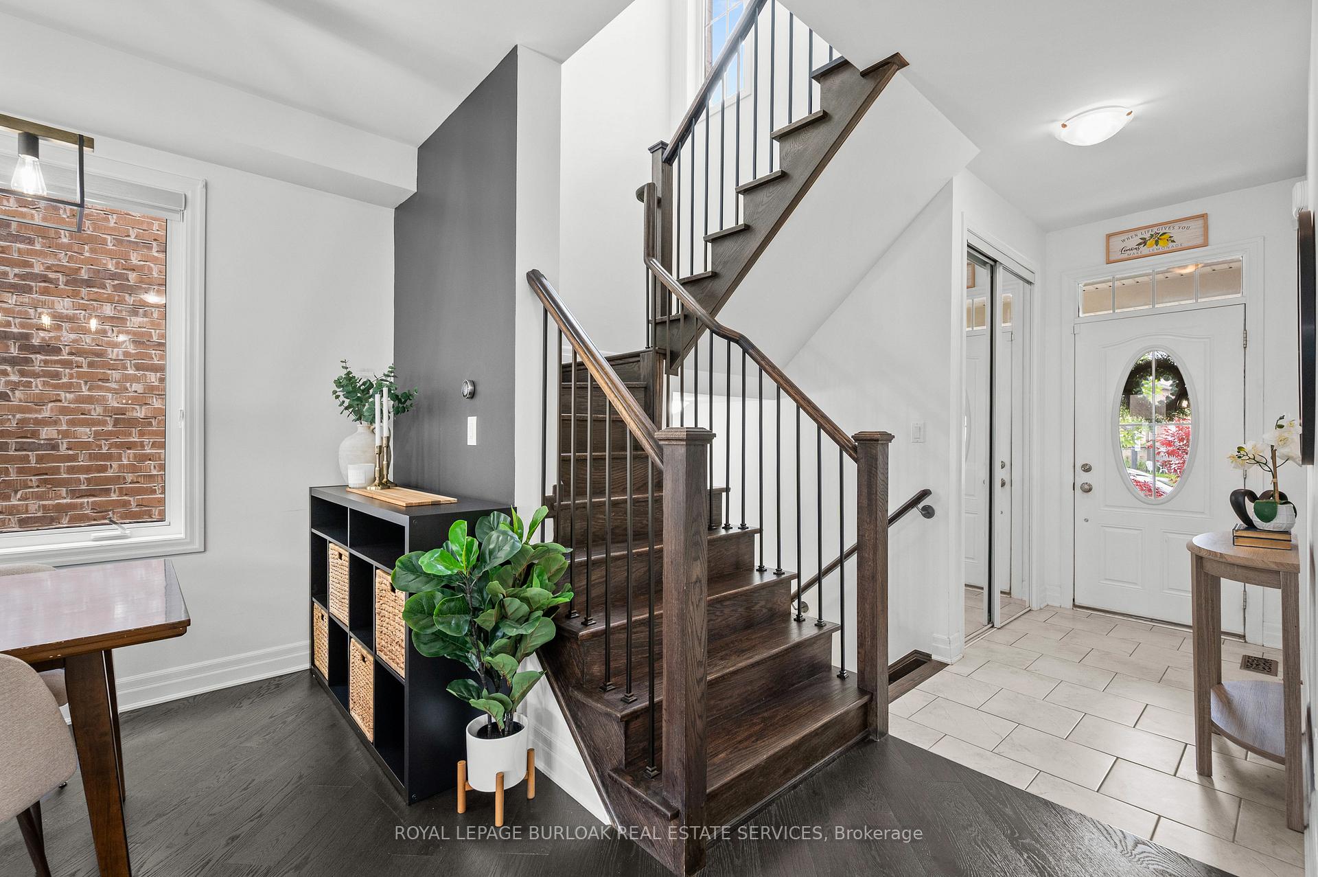 Photo 19 of 1413 Farmstead Drive, Milton, Ford — HOMEH