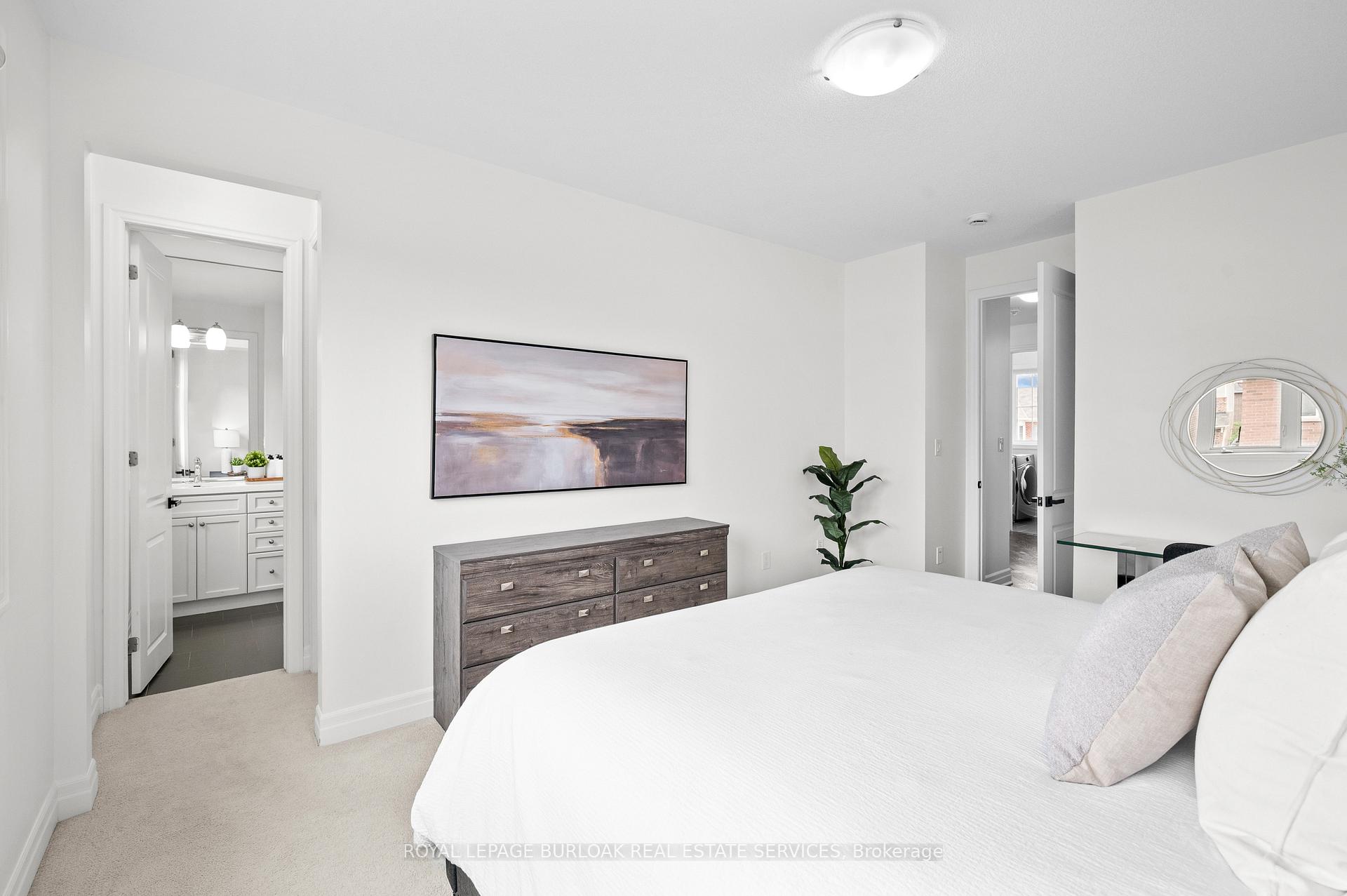 Photo 8 of 1413 Farmstead Drive, Milton, Ford — HOMEH