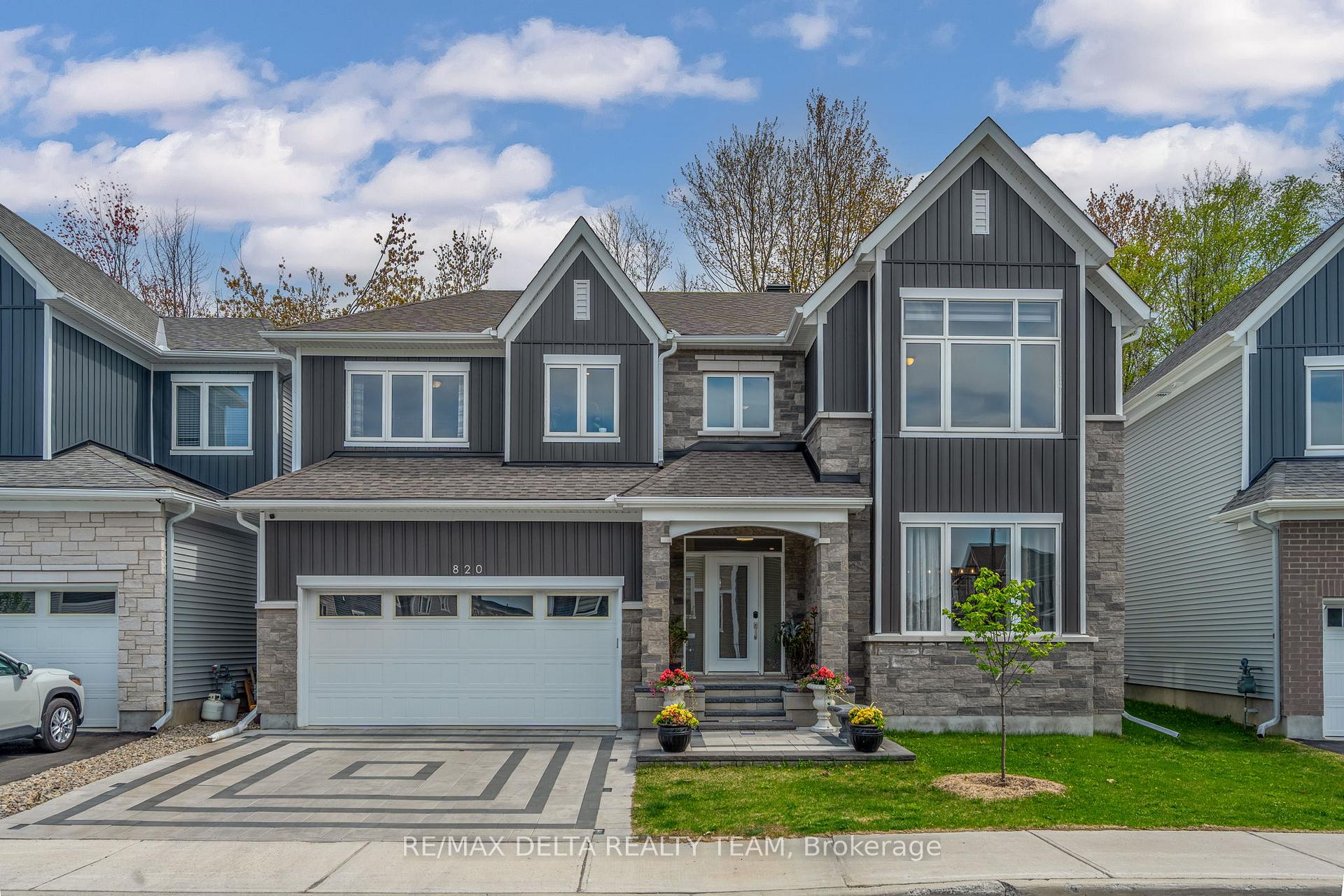 Front of 820 Mercier Crescent