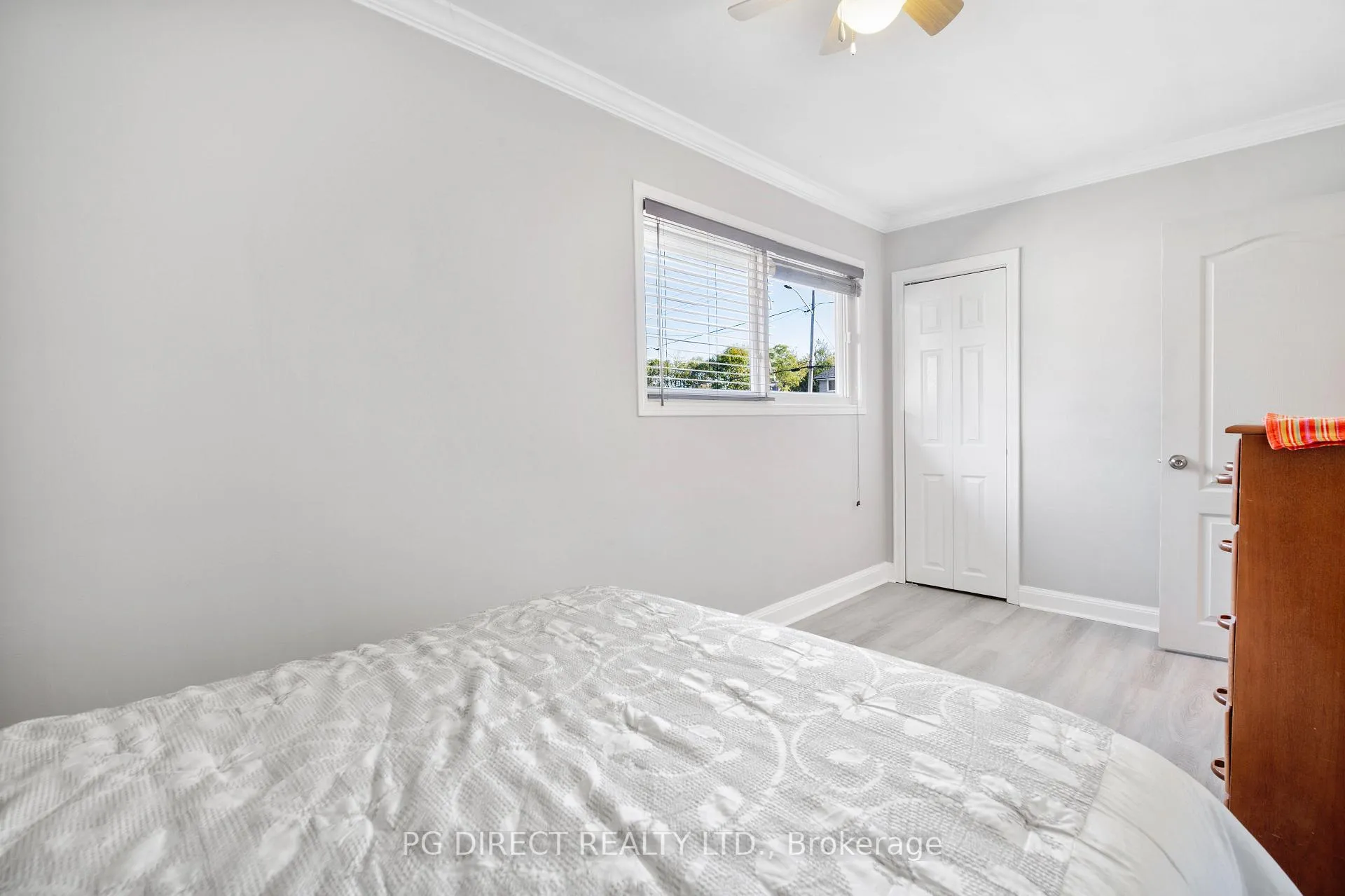 Photo 13 of 383 Chippewa Street W, North Bay, Central — HOMEH