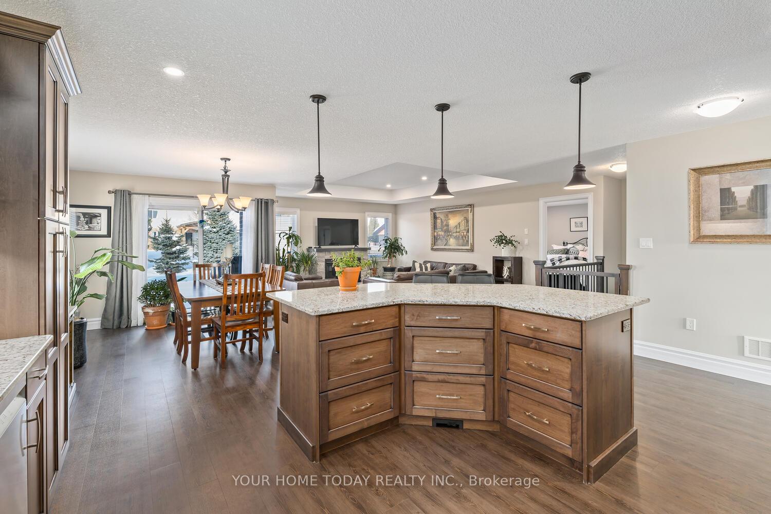 Photo 12 of 255 Krotz Street W, North Perth, Listowel — HOMEH