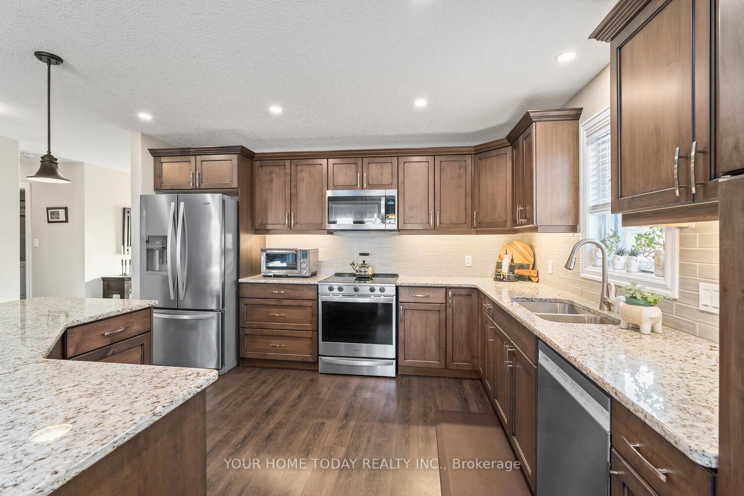 Photo 13 of 255 Krotz Street W, North Perth, Listowel — HOMEH