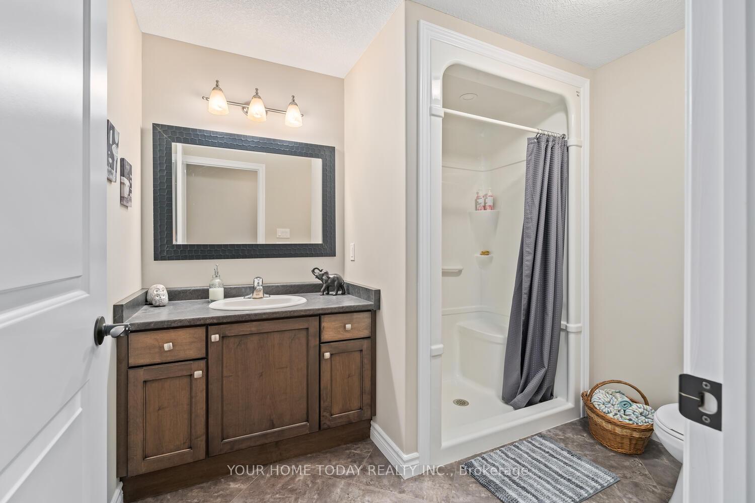 Photo 30 of 255 Krotz Street W, North Perth, Listowel — HOMEH