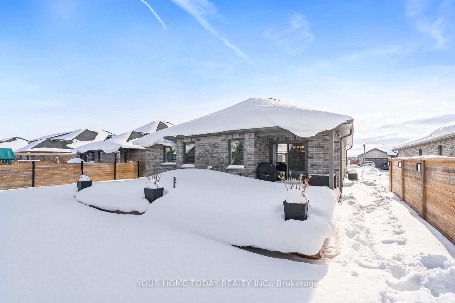 Photo 31 of 255 Krotz Street W, North Perth, Listowel — HOMEH