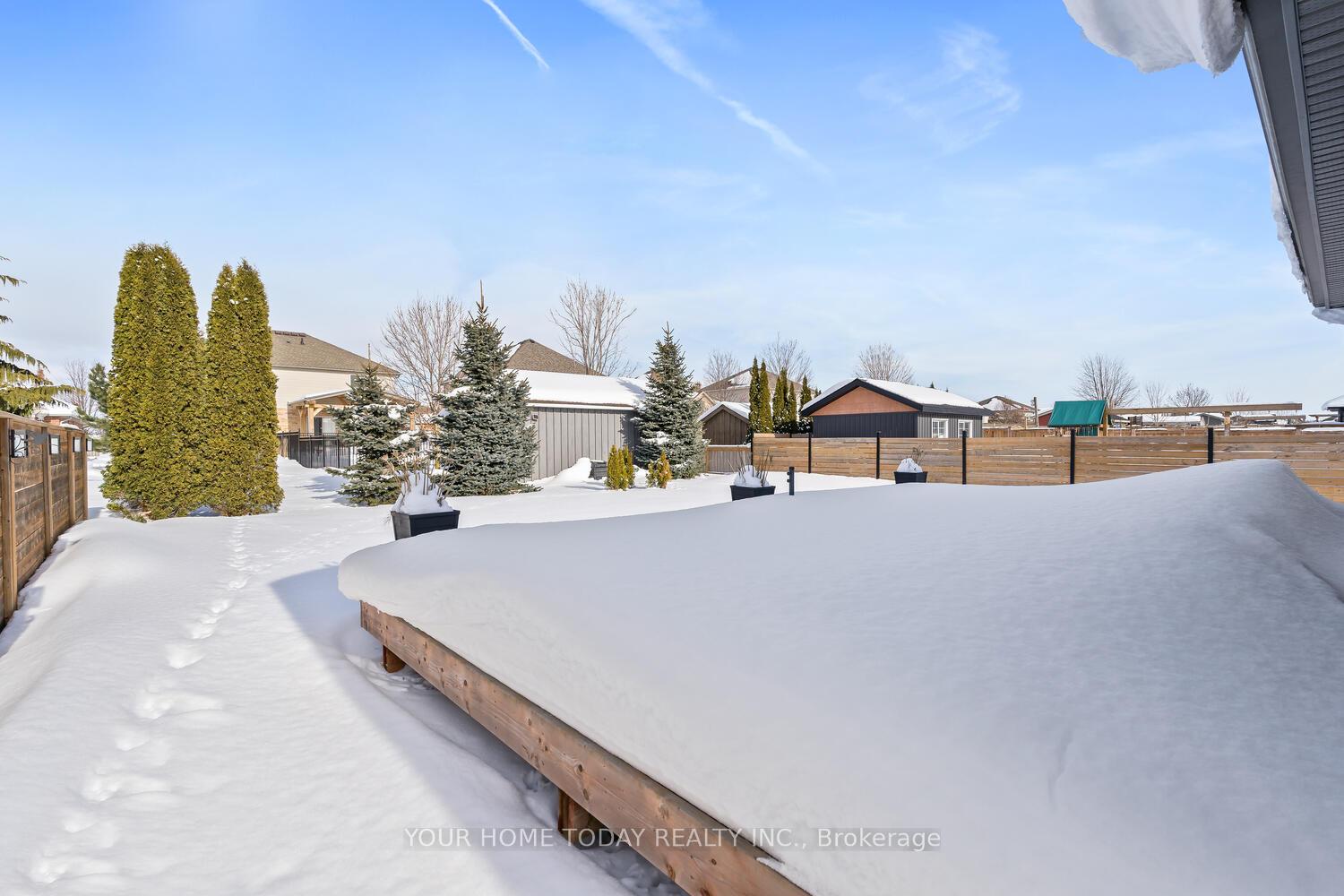 Photo 33 of 255 Krotz Street W, North Perth, Listowel — HOMEH