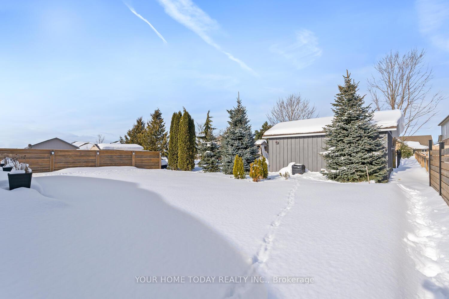 Photo 35 of 255 Krotz Street W, North Perth, Listowel — HOMEH