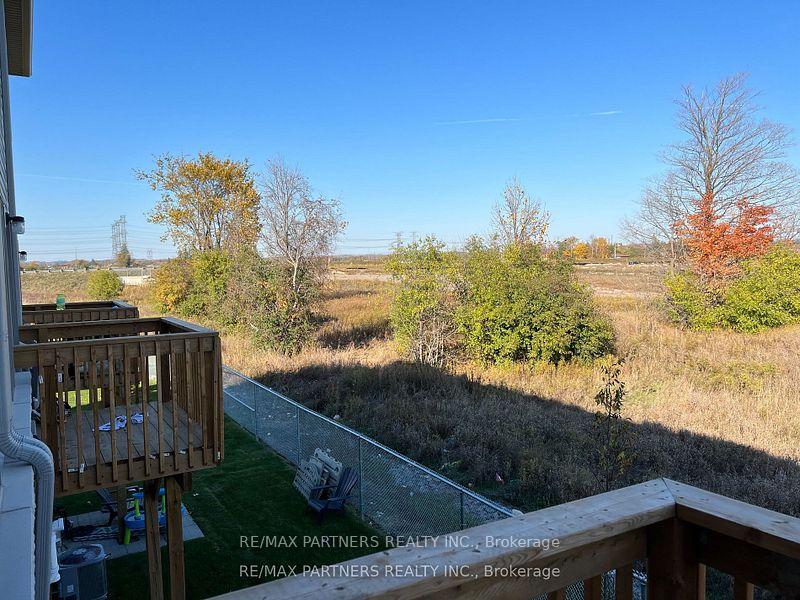 Photo 17 of 189 Danzatore Path, Oshawa, Windfields — HOMEH