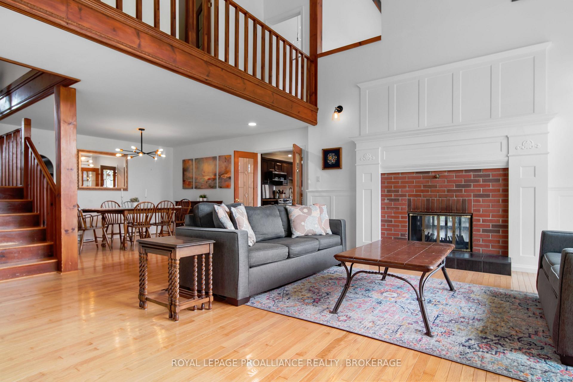 Photo 8 of 491 Maple Lawn Drive, Kingston, City North of 401 — HOMEH