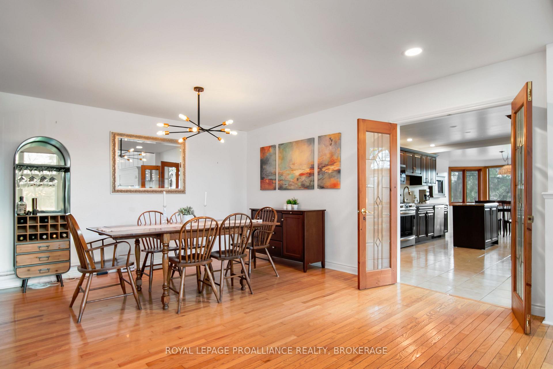 Photo 9 of 491 Maple Lawn Drive, Kingston, City North of 401 — HOMEH