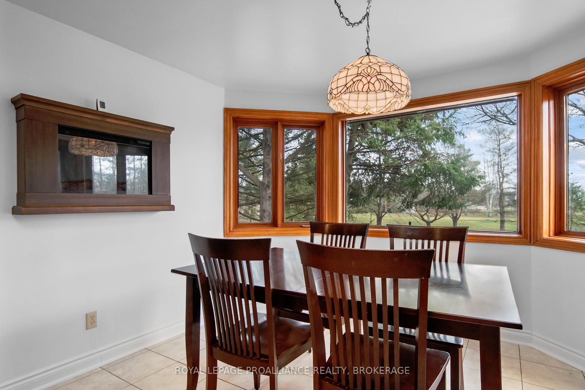 Photo 17 of 491 Maple Lawn Drive, Kingston, City North of 401 — HOMEH