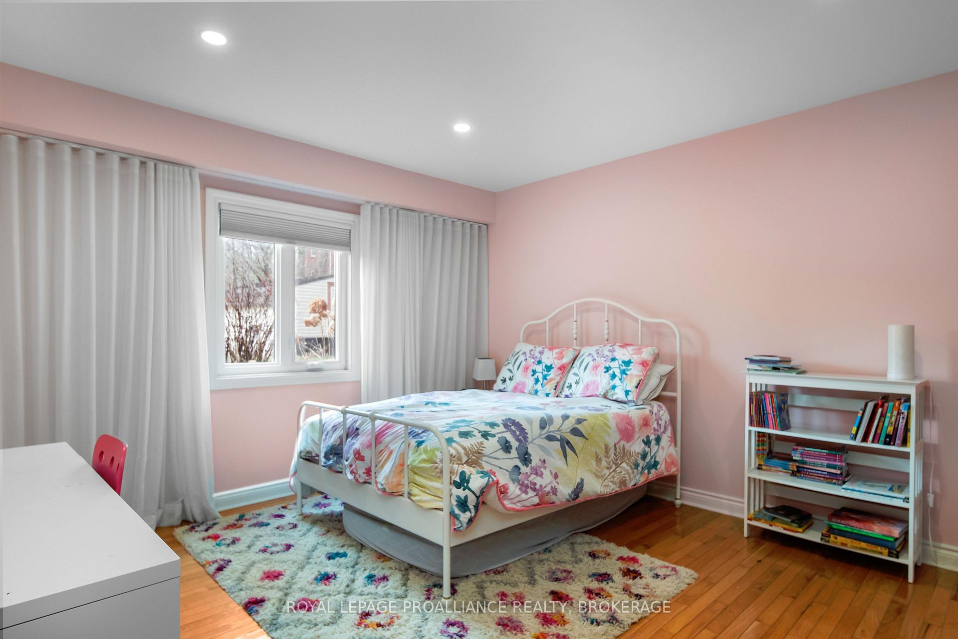 Photo 19 of 491 Maple Lawn Drive, Kingston, City North of 401 — HOMEH